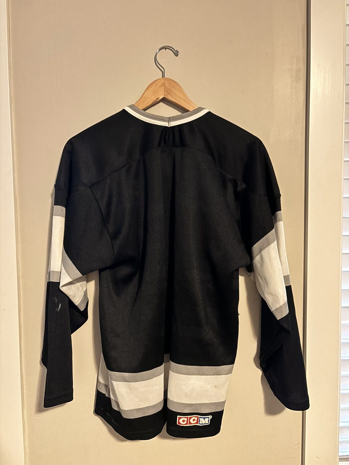 NHL Vintage LA KINGS Jersey 90s Size US S / EU 44-46 / 1 - 6 Thumbnail