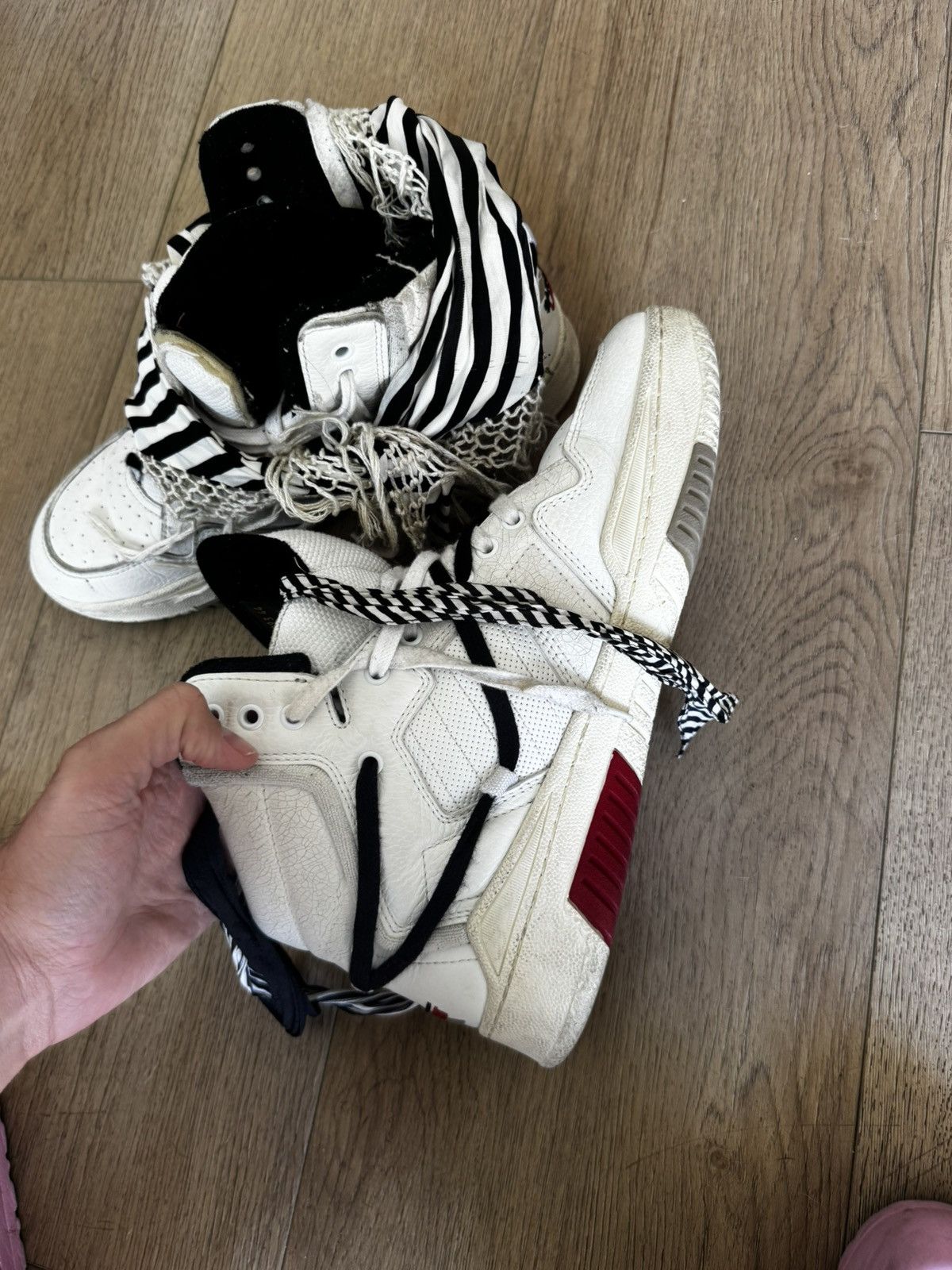 Rare Smith Sneakers