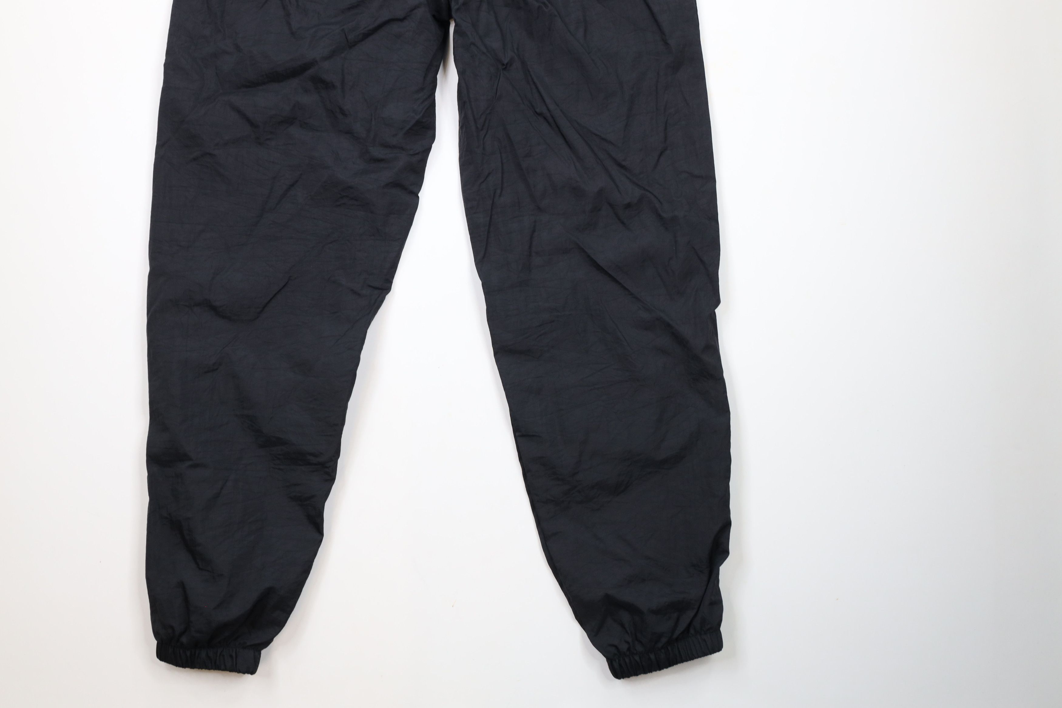 Vintage Vintage 90s Streetwear Blank Lined Nylon Joggers Pants Black Size US 34 / EU 50 - 11 Thumbnail