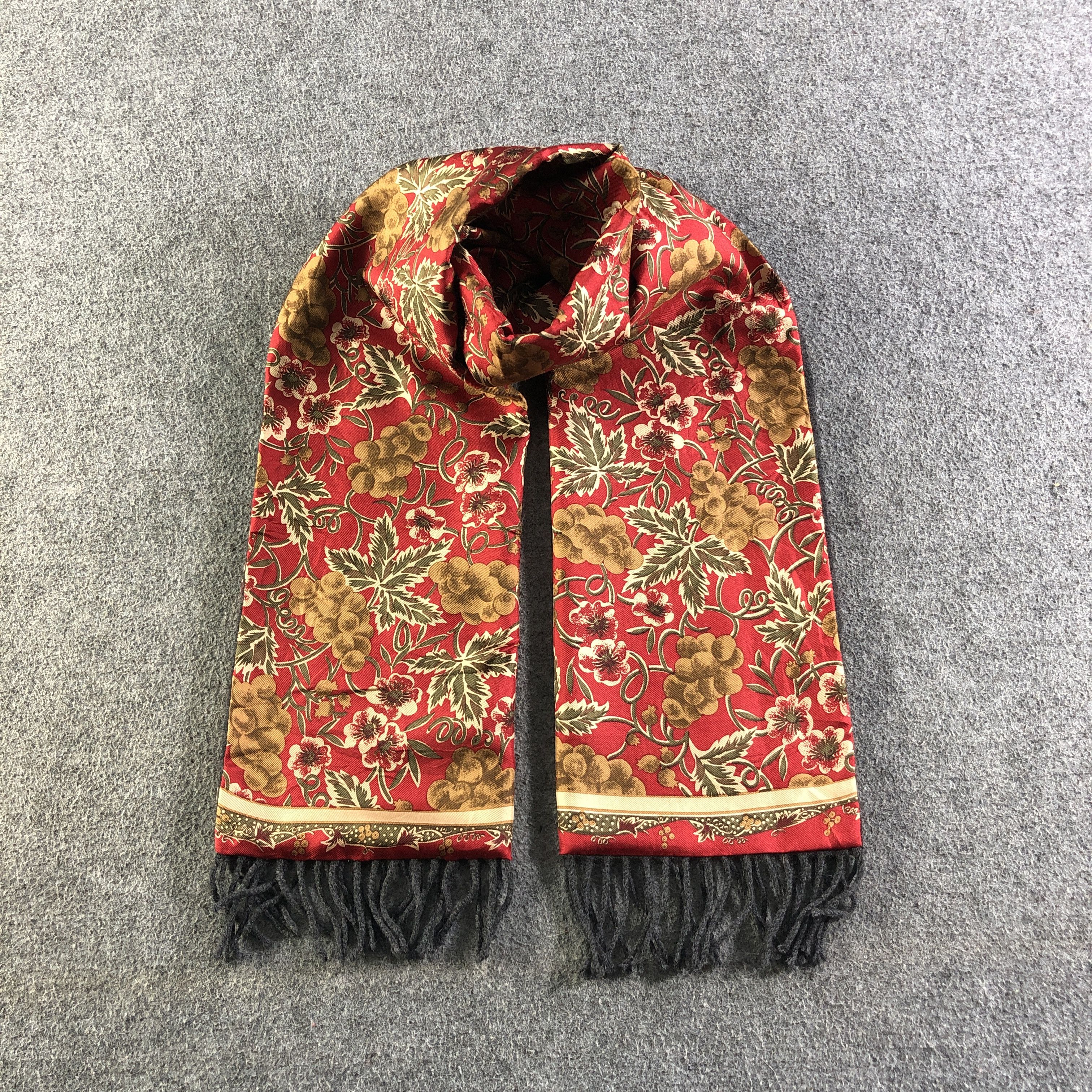 Japanese Brand Luxury Floral Design Silk/Wool Scarf Muffler Neckwear V2617 Size ONE SIZE - 1 Thumbnail