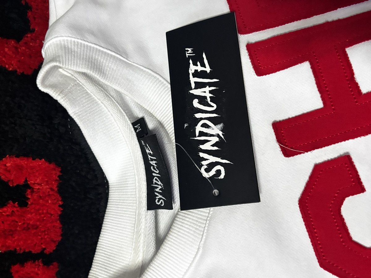 Syndicate Cropped Graphic Tee Size US M / EU 48-50 / 2 - 6 Thumbnail