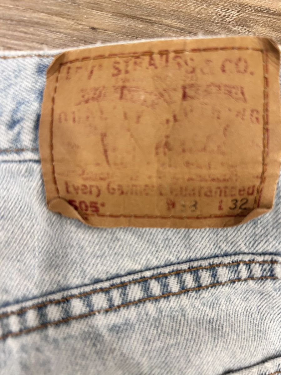 Levi's Light wash distressed Levi’s jeans Size US 36 / EU 52 - 5 Thumbnail
