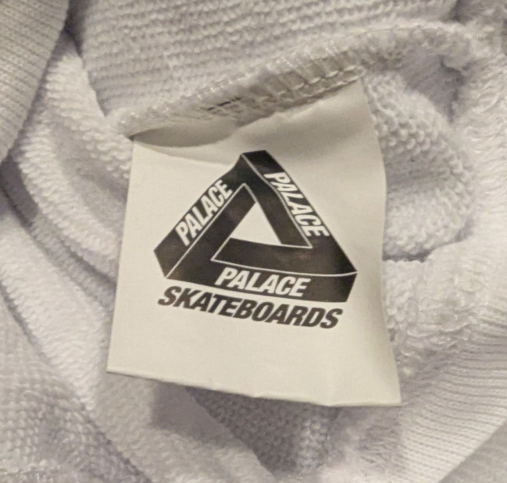 Palace Brand New! Palace F/W 18 Octo Hood (White) | Grailed