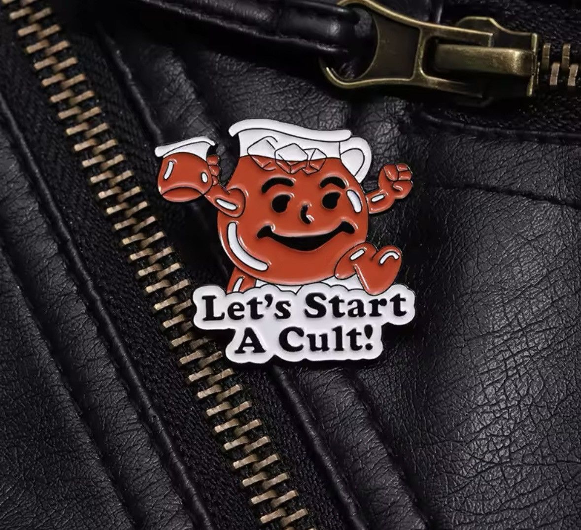 Designer Let’s Start A cult enamel pin brooch Size ONE SIZE - 1 Thumbnail