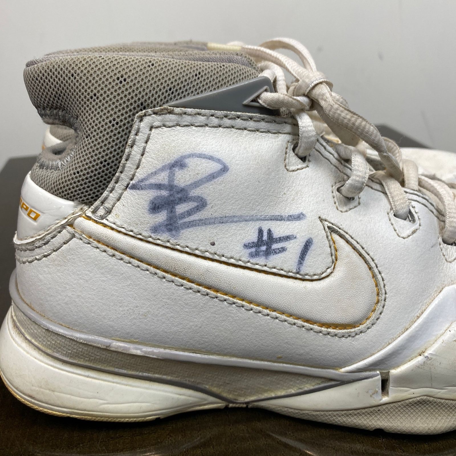 Nike SIGNED VTG Nike Zoom 1 Kobe GS Smush Parker Shoes Youth 5.5Y Size US 5 / EU 37 - 3 Thumbnail