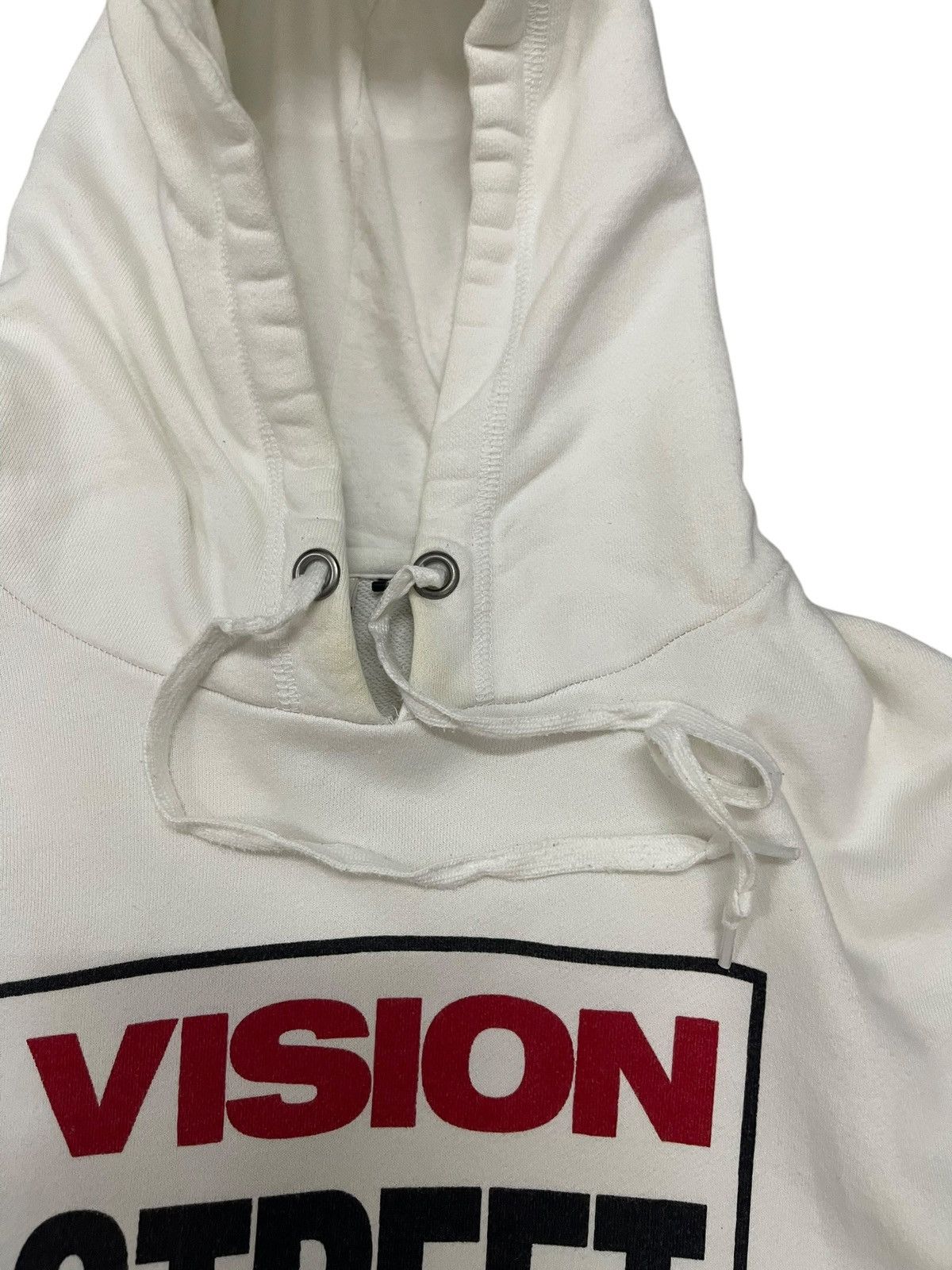 Vision Streetwear Vintage Vision Streetwear Centre Logo Pullover Hoodie Size US M / EU 48-50 / 2 - 7 Thumbnail