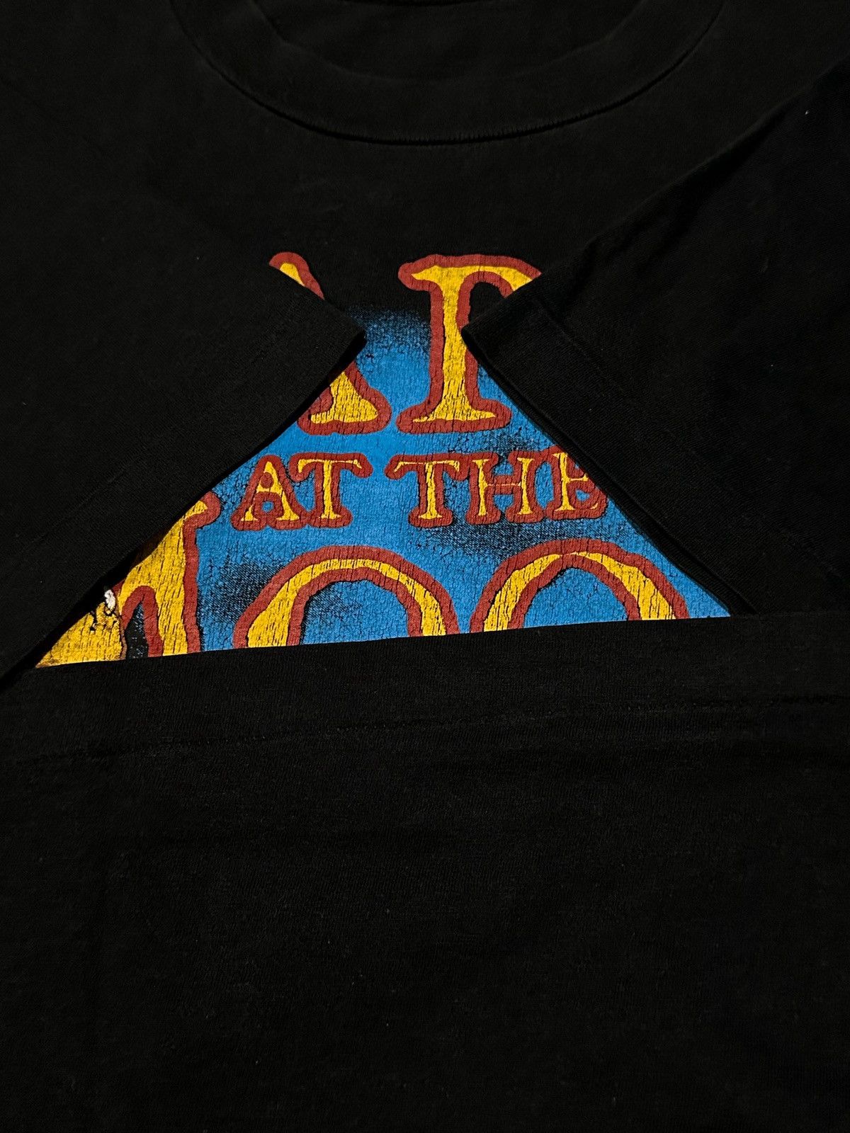 Band Tees 🔥RARE 🔥Vintage 80s Ozzy Osbourne Bark At The Moon 1983 Size US L / EU 52-54 / 3 - 4 Thumbnail