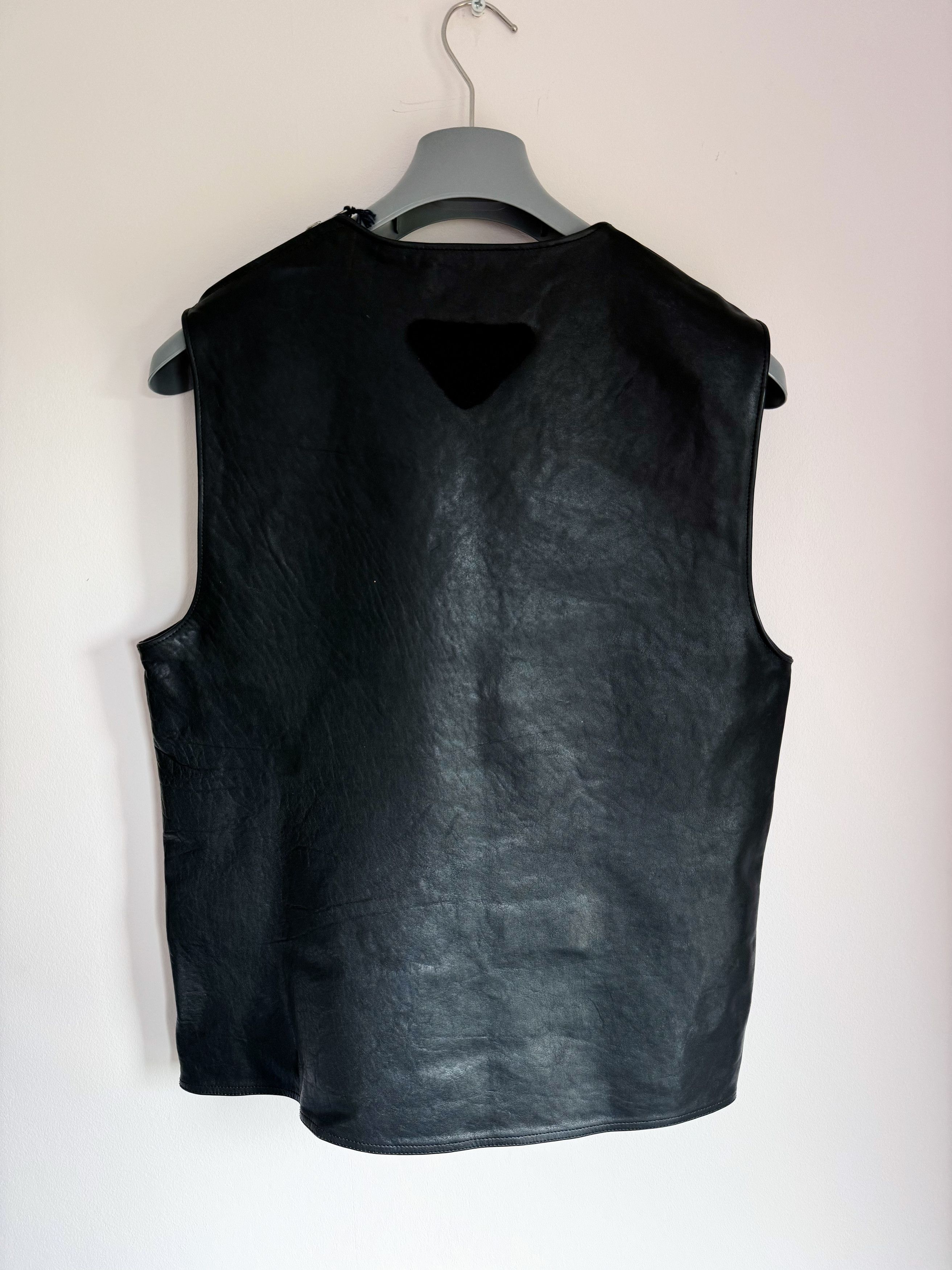 Prada PRADA VITELLO LEATHER VEST Size US M / EU 48-50 / 2 - 3 Thumbnail