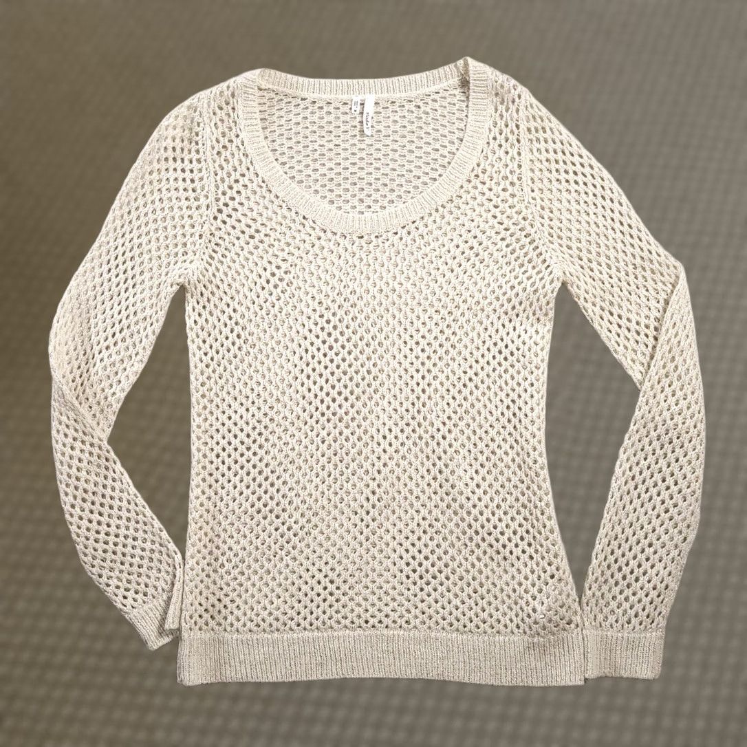 Vintage VINTAGE not applicable; STUDIO Y Crochet Knit SHEER Sweater Top Sz Medium Metallic SPARKLE Blouse Beige Size M / US 6-8 / IT 42-44 - 1 Thumbnail