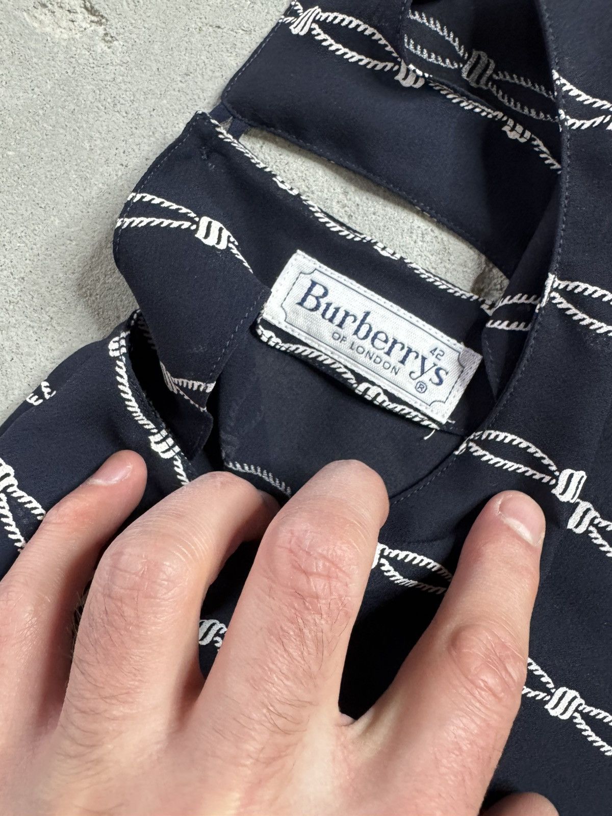 Burberry × Vintage Vintage burberrys blouse Size M / US 6-8 / IT 42-44 - 3 Thumbnail