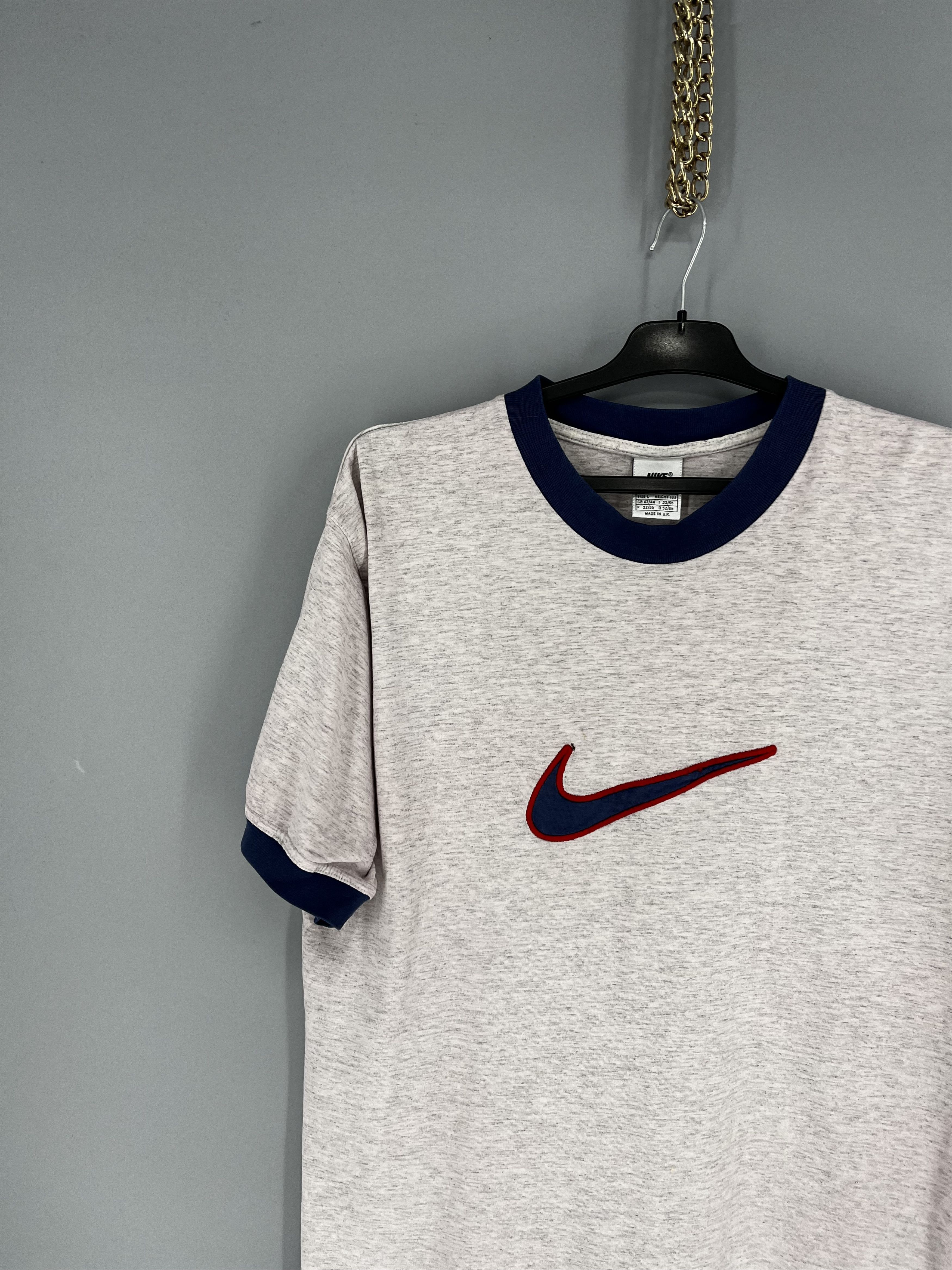 Band Tees Vintage 90s Nike Big Swoosh T-Shirt Size US L / EU 52-54 / 3 - 4 Thumbnail