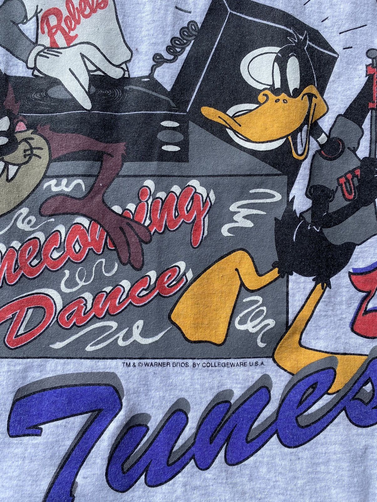 Vintage Vintage Looney Tunes Full Print Size US XL / EU 56 / 4 - 4 Thumbnail