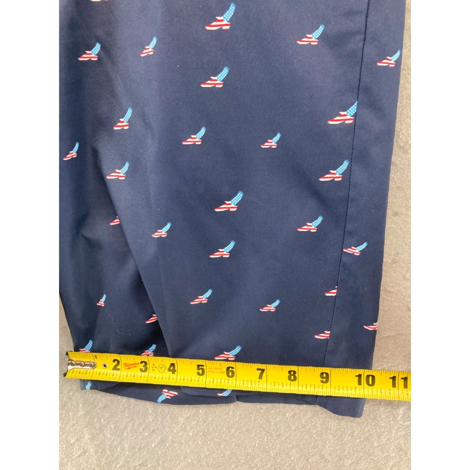 Vintage Walter Hagen Mens Shorts Chino 35 Blue Graphic Print American Theme Mens Regular Waist 35 Inseam 10 Blue Polyester Microfiber Zipper Pocket Size US 35 - 5 Thumbnail