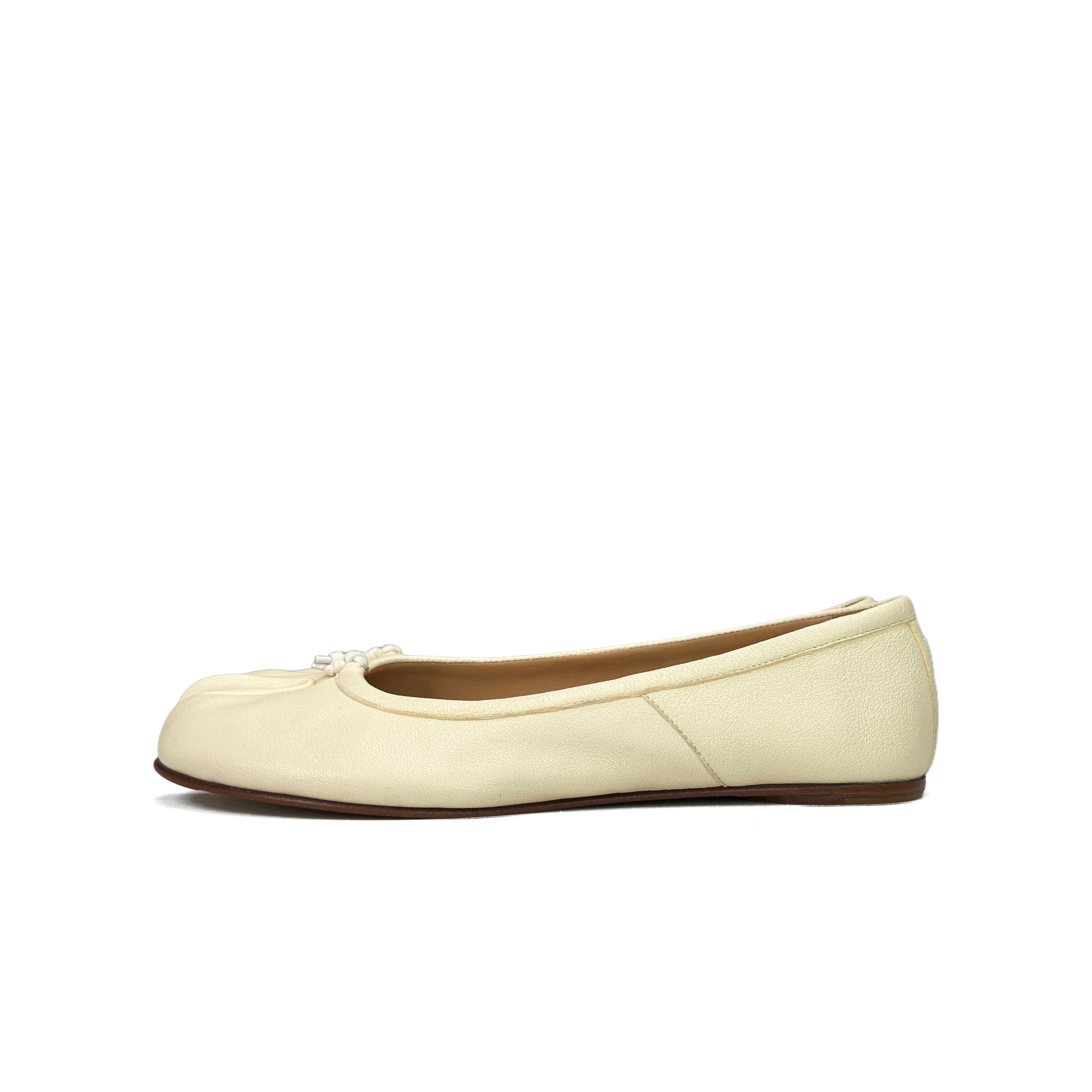 Maison Margiela Maison Margiela Tabi Leather Ballet Flats Size 36.5 Size US 6.5 / IT 36.5 - 1 Thumbnail