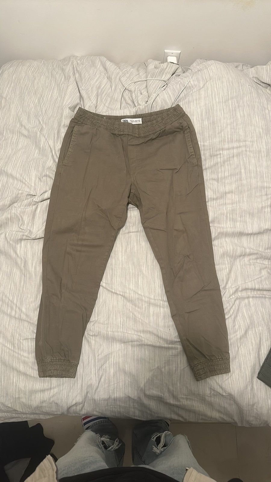 Zara Zara Cargo Jogger (L) Size US 34 / EU 50 - 1 Thumbnail