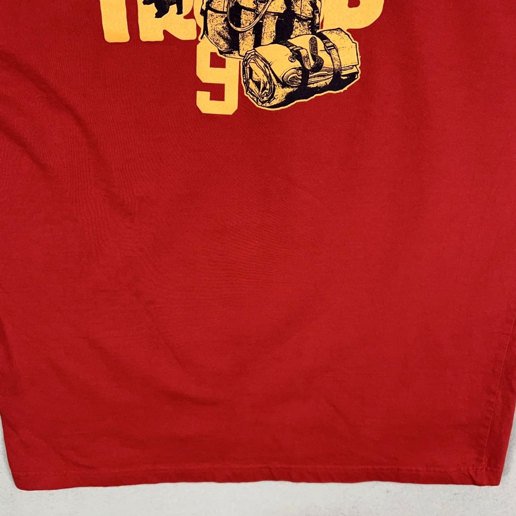 Akademiks VINTAGE Akademiks Shirt Men XL Red Troop 99 Hip Hop Graphic Streetwear Urban Mens XL Red Graphic Print Urban Hip Hop Streetwear Akademiks Troop 99 Size US XL / EU 56 / 4 - 3 Thumbnail