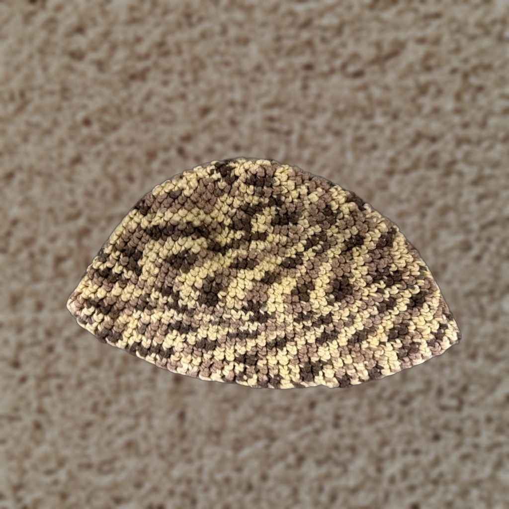Vintage Womens Beanie Hat Knit 100% Acrylic One Size Beanie Toque Brown Beige Ski Warm Snowboard Adults Winter Fall Spring Accessories Men? Size ONE SIZE - 1 Thumbnail