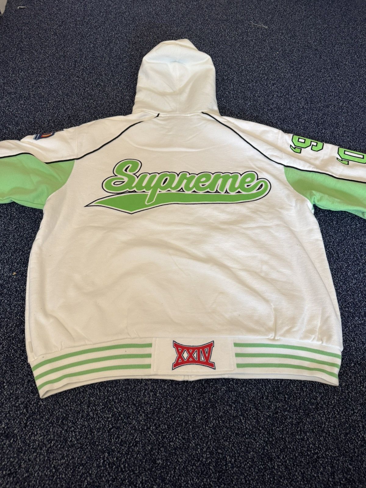 Supreme Supreme play offs zip up hooded sweatshirt Size US L / EU 52-54 / 3 - 4 Thumbnail