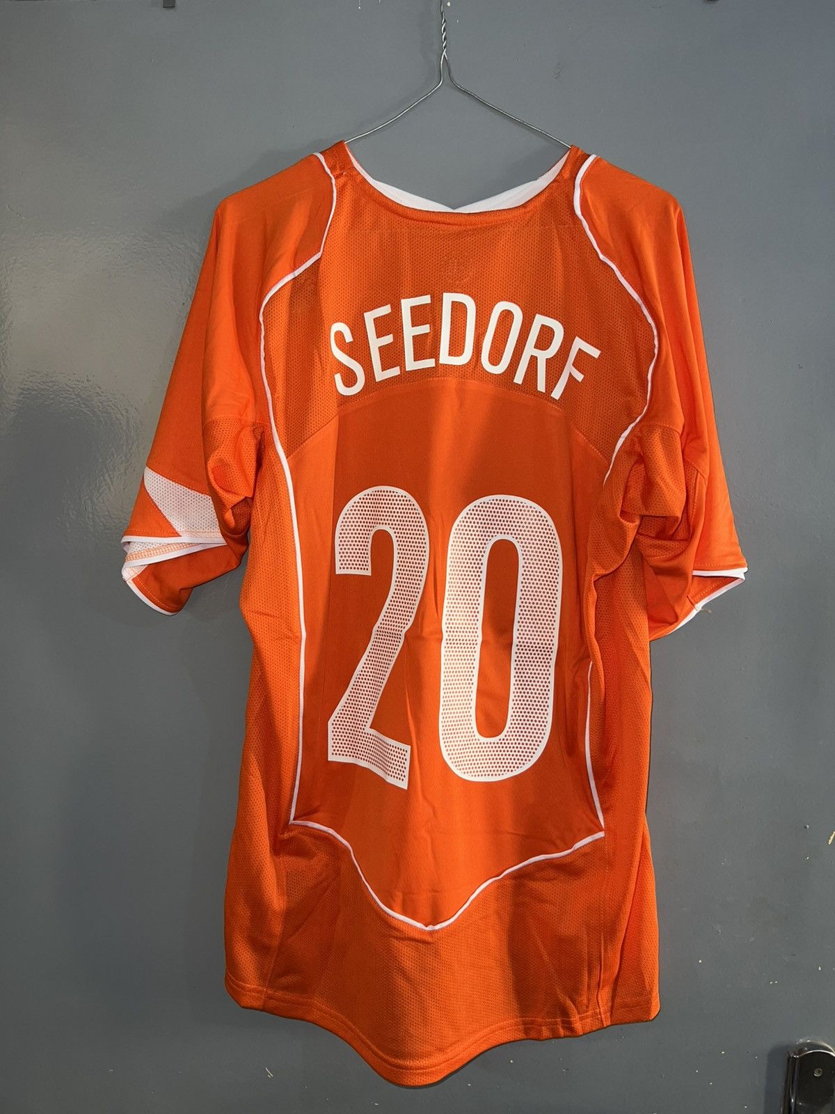2004/06 NETHERLANDS SEEDORF #20