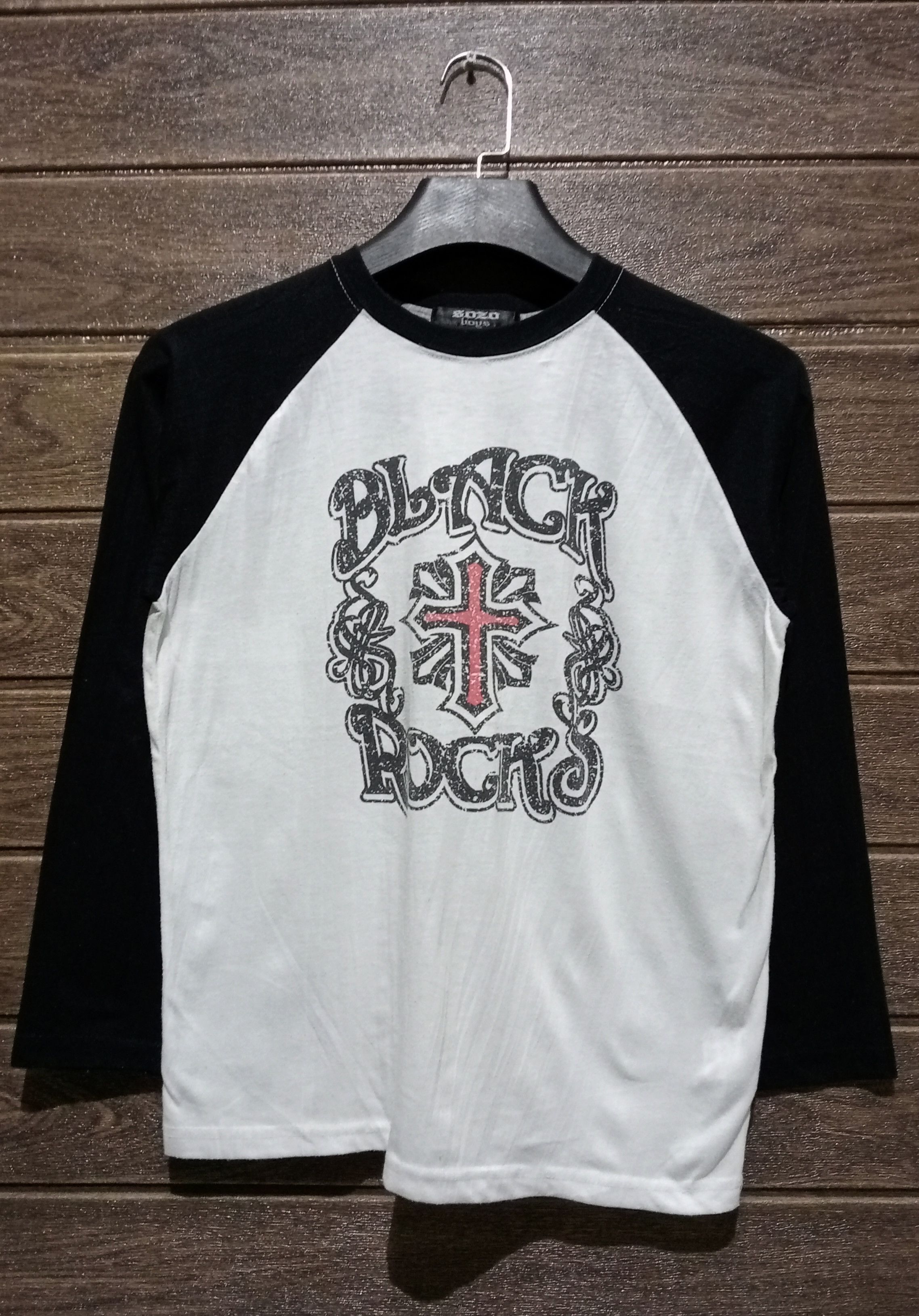 Band Tees Vintage Black Rock Raglan Long Sleeve Tee Very Rare Size US S / EU 44-46 / 1 - 1 Thumbnail