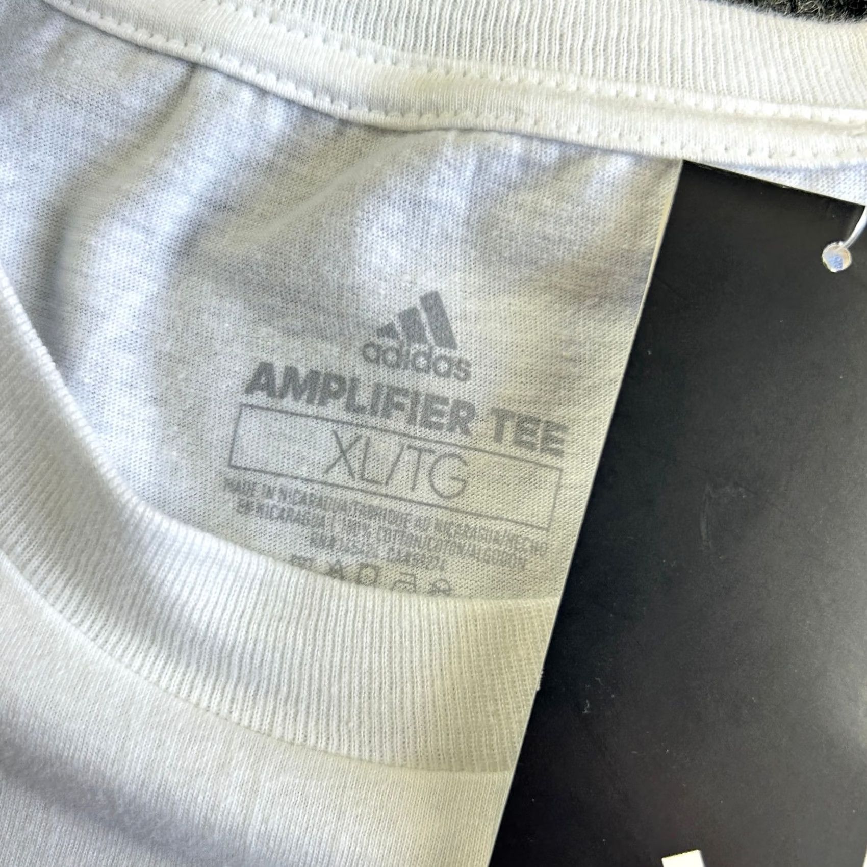 Adidas Adidas Amplifier Tee Shirt Mens XL White Cityscape Bridges Graphic Print Short Sleeve T-Shirt Activewear Size US XL / EU 56 / 4 - 5 Thumbnail