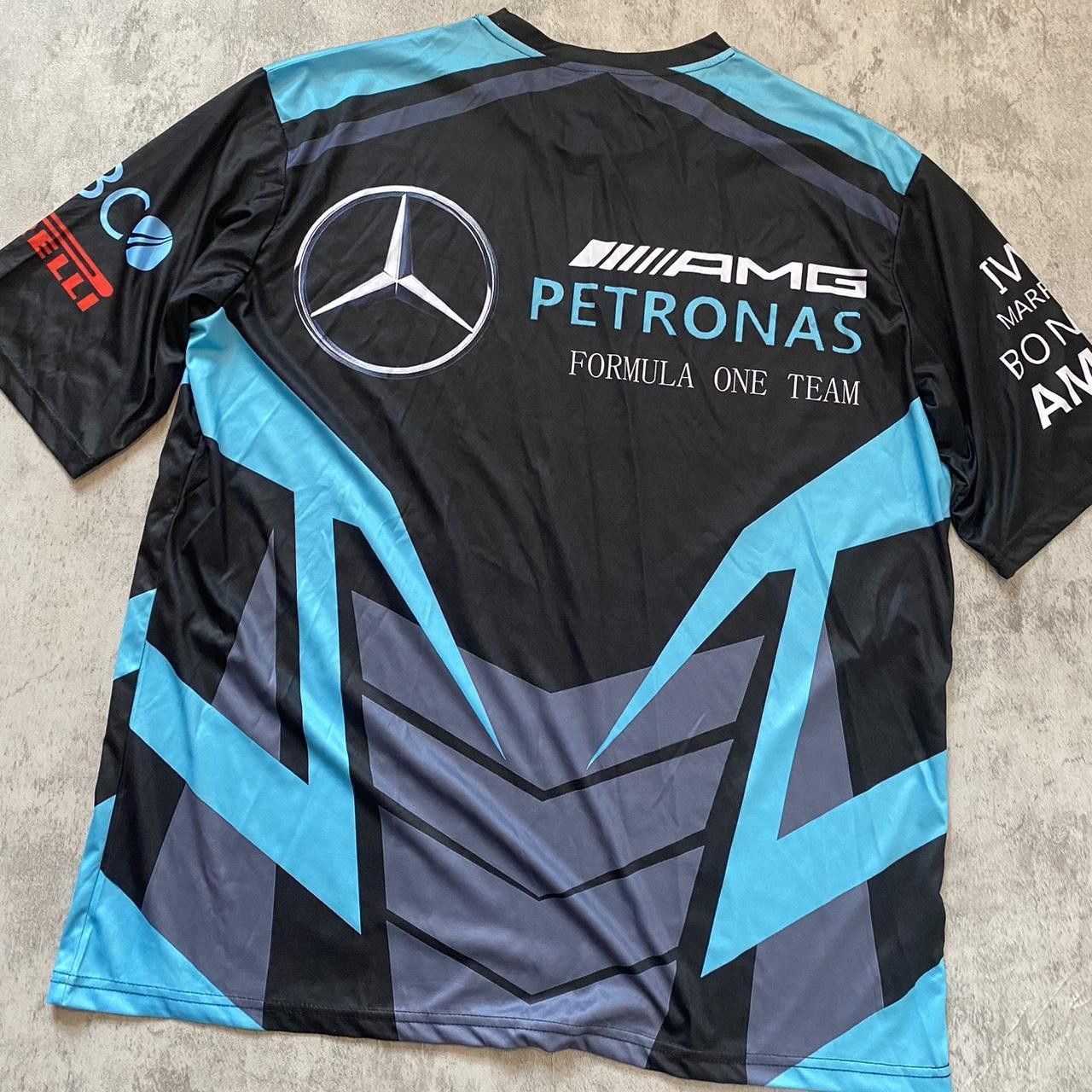 Mercedes-Benz Mercedes AMG Petronas Formula 1 Team short Size US S / EU 44-46 / 1 - 2 Thumbnail