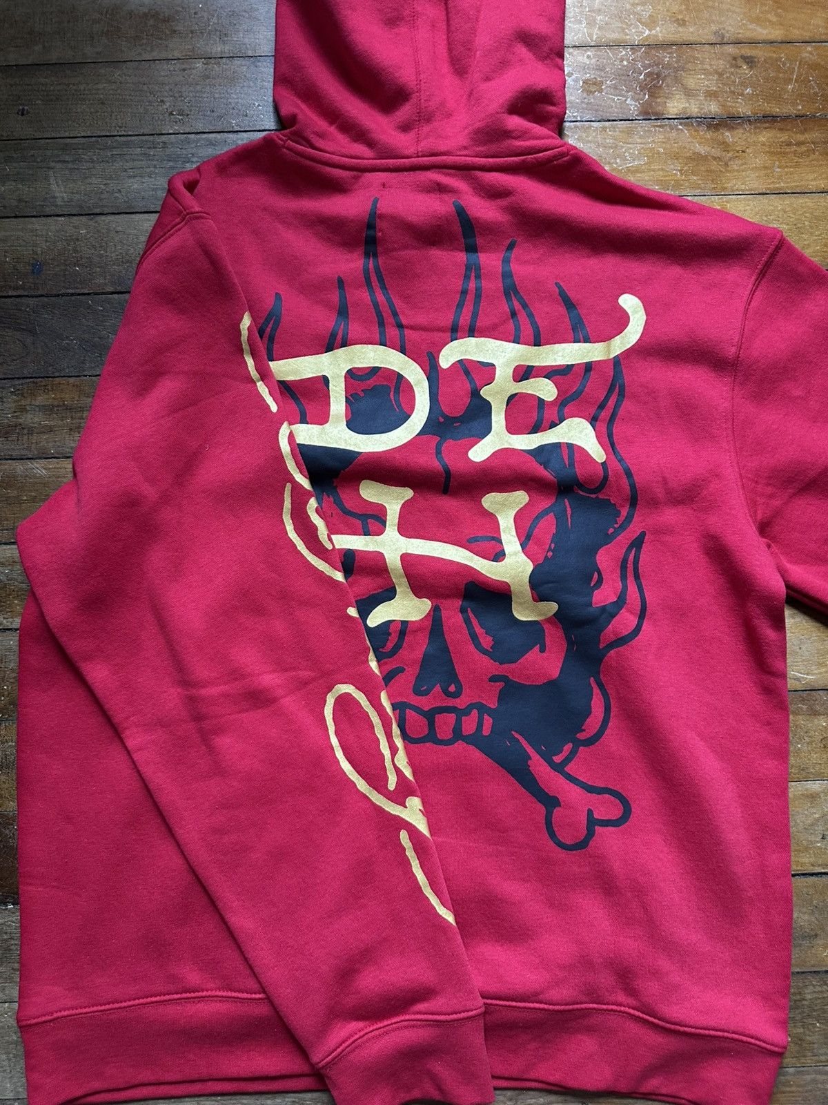 Ed Hardy Y2K Ed hardy red hoodie sz L Size US L / EU 52-54 / 3 - 2 Thumbnail