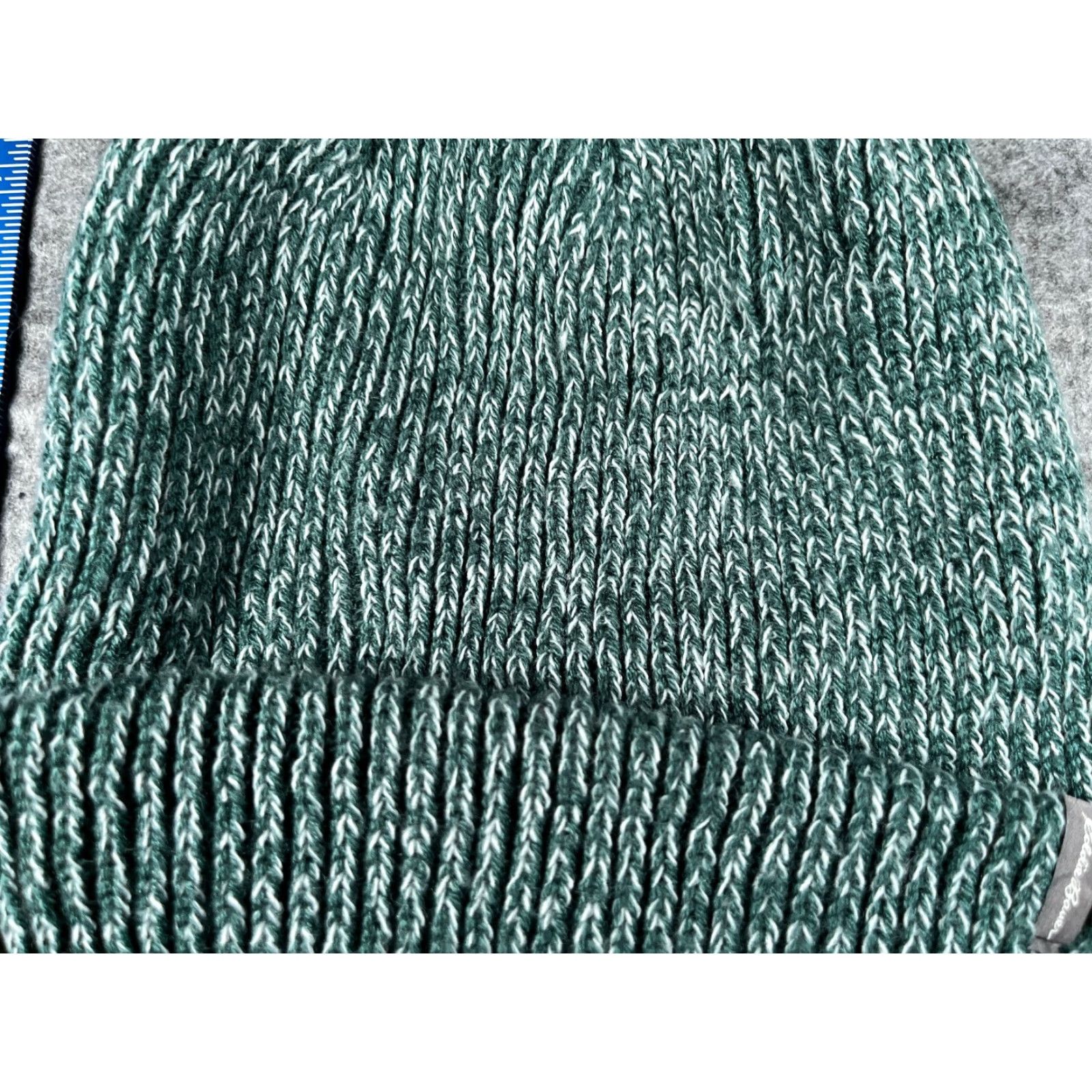 Eddie Bauer Eddie Bauer Hat Adult One Size Green White Beanie Toque Knit Acrylic Camp Hike Ski Size ONE SIZE - 3 Thumbnail