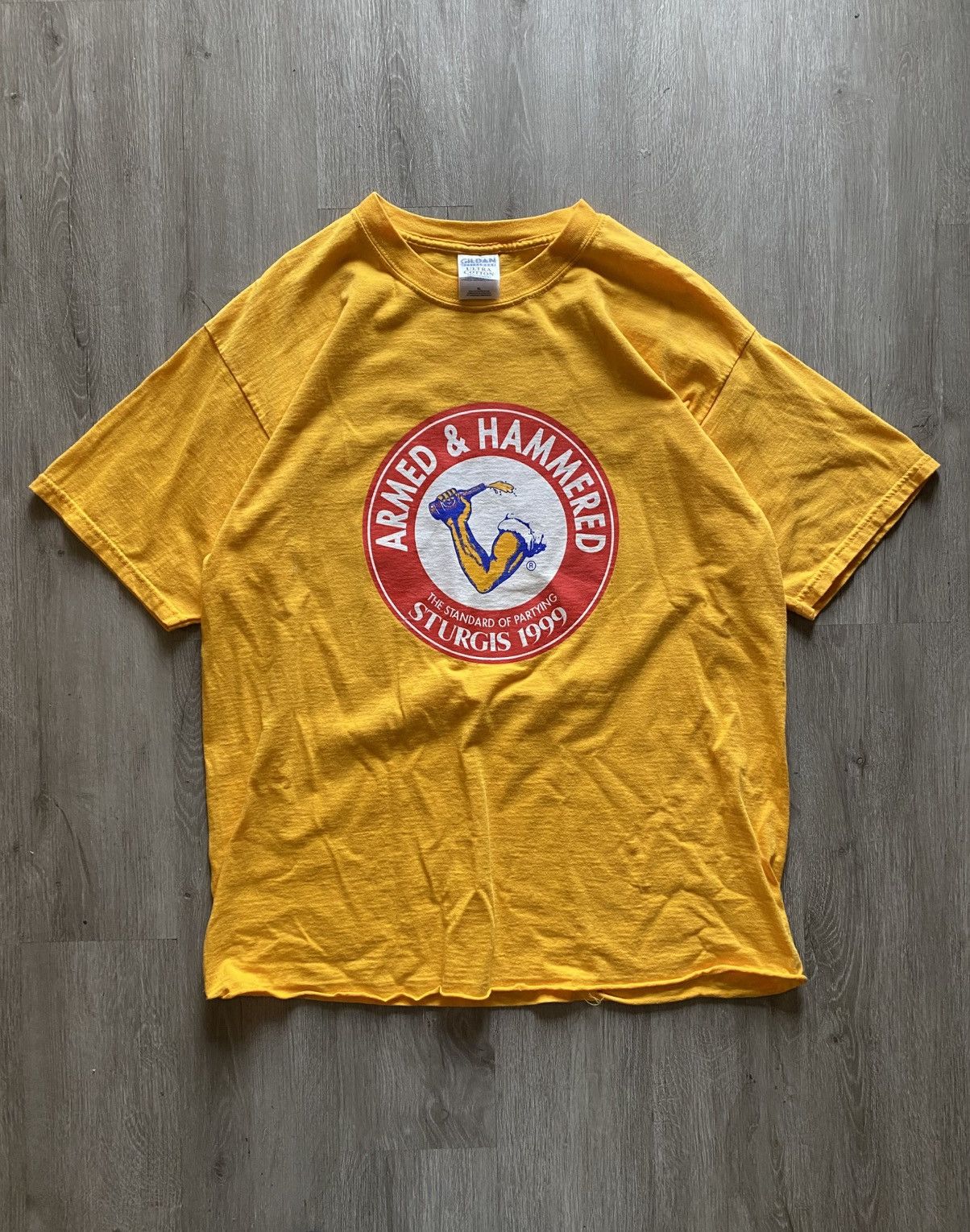 Harley Davidson Vintage 1999 Sturgis “Armed & Hammered” Tee Size US L / EU 52-54 / 3 - 3 Thumbnail