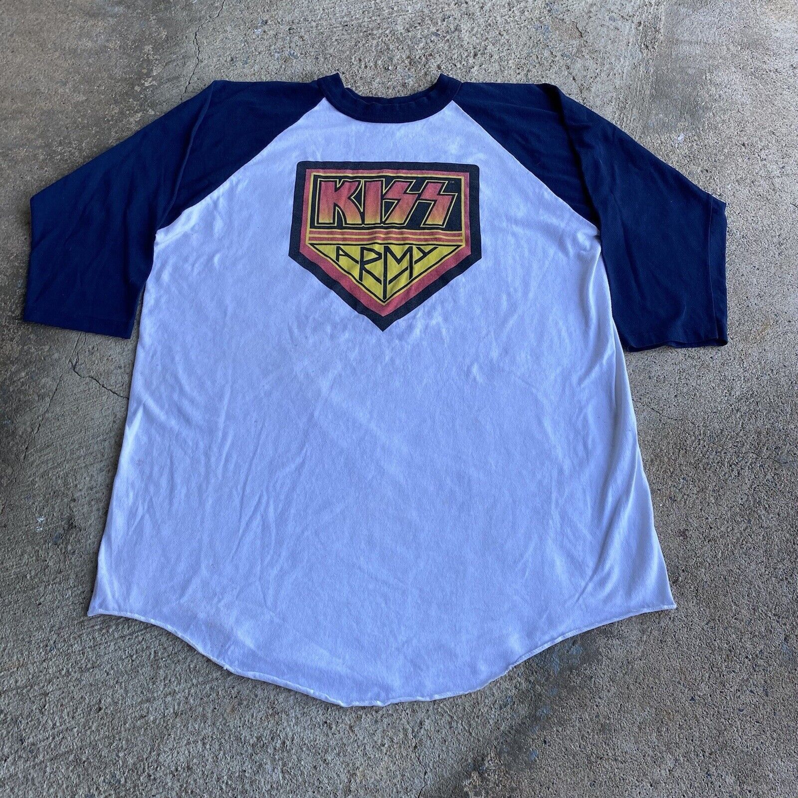 Band Tees Vintage 90’s KISS Army 1996 Concert Raglan Shirt XL Stained Size US XL / EU 56 / 4 - 2 Thumbnail
