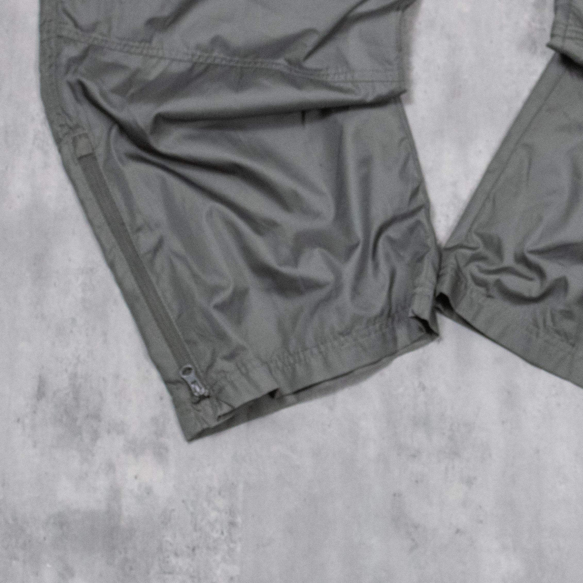 Athletic Works Y2K 00's Grey Baggy Relax Fit Wide Legged Cargo Track Pant's Size US 36 / EU 52 - 6 Thumbnail