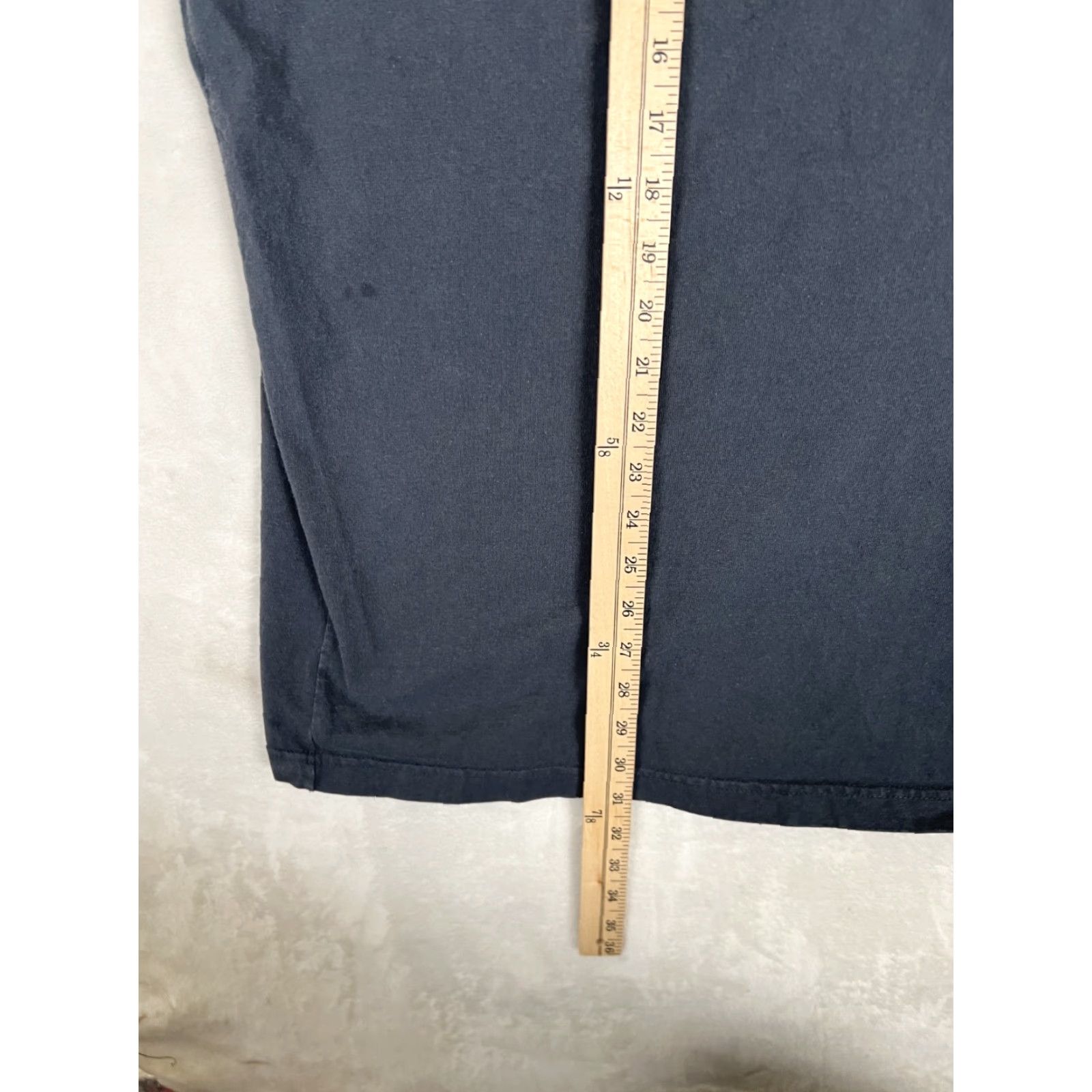 Carhartt VINTAGE Carhartt T-Shirt Blue Gray Pocket Tee 2XL Loose Fit 90s Grunge K87 Men’s Short Sleeve Crew Neck Shirt Classic Work Size US XXL / EU 58 / 5 - 6 Thumbnail