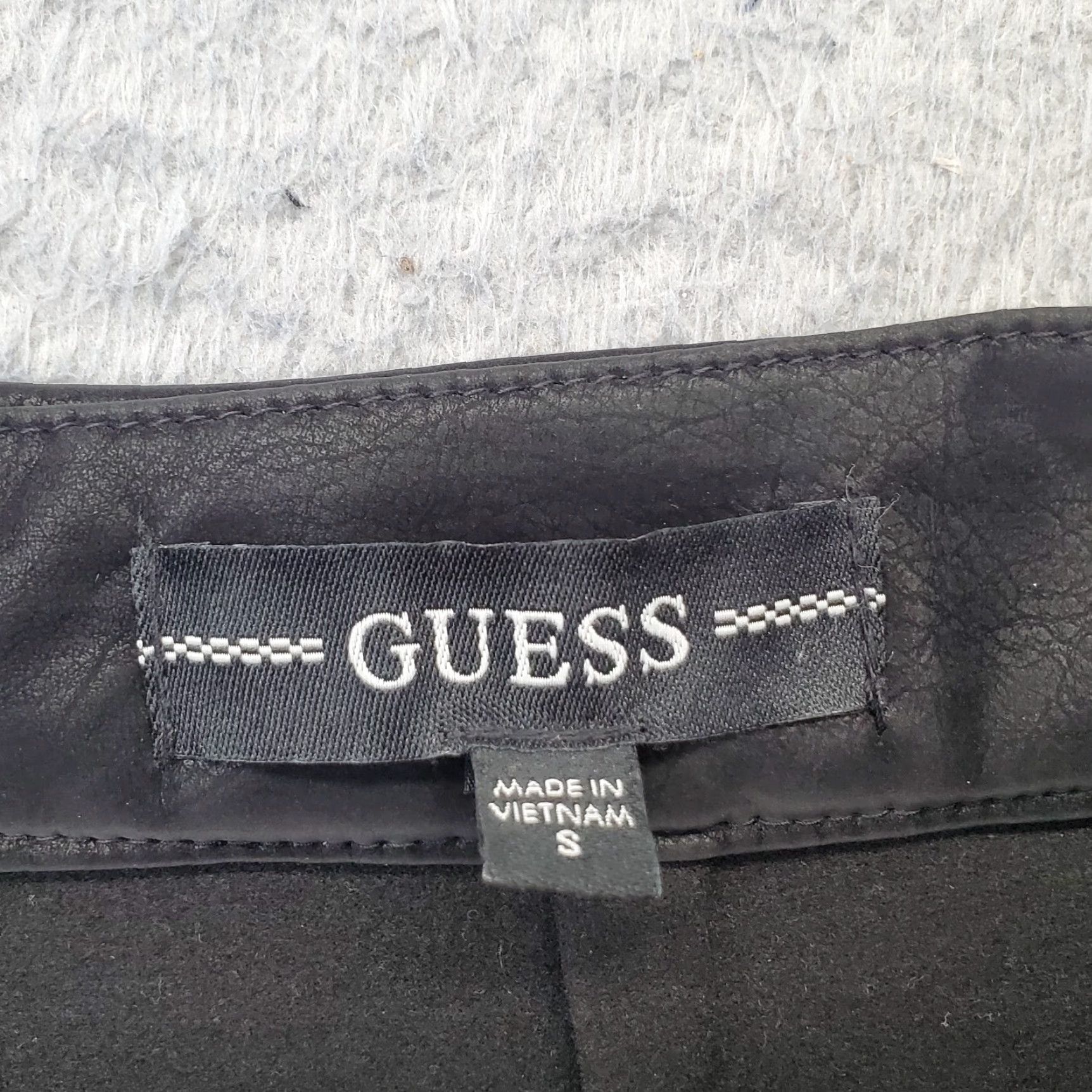 Guess GUESS Womens Skirt S Black Asymmetrical Faux Leather Lined Back Zip Mini Size S Size 28" / US 6 / IT 42 - 6 Thumbnail