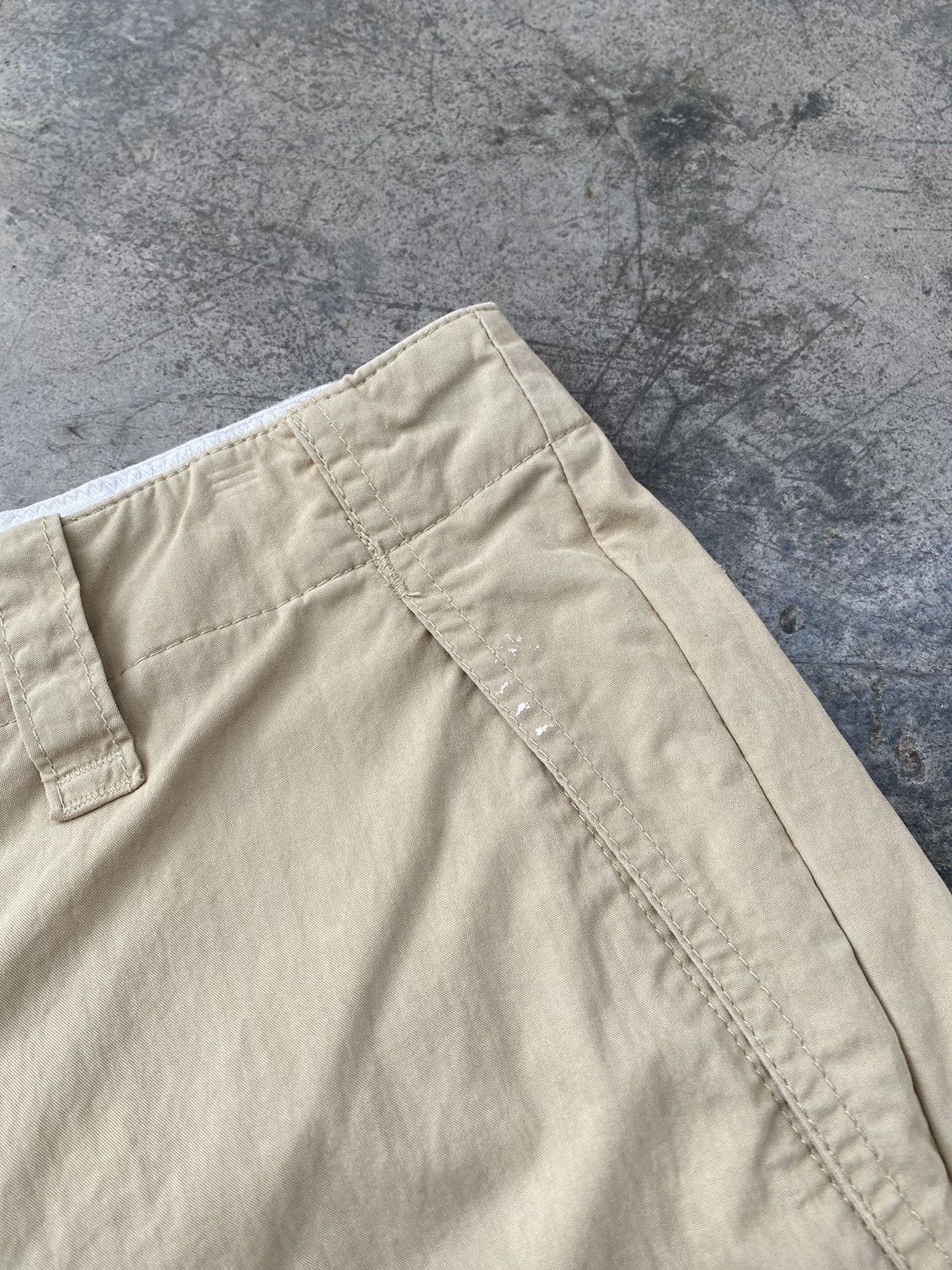 Gap Vintage Gap Multi Pocket Cargo Pants Size US 33 - 11 Thumbnail