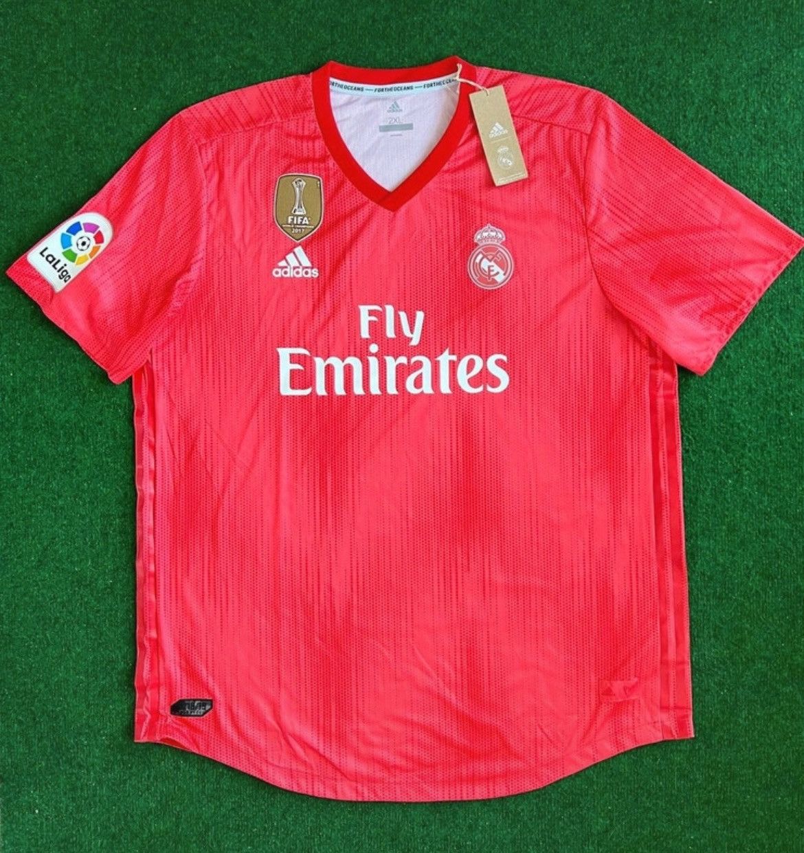 Adidas Jersey Adidas x Real Madrid 2018/2019 size XXL Size US XXL / EU 58 / 5 - 1 Thumbnail