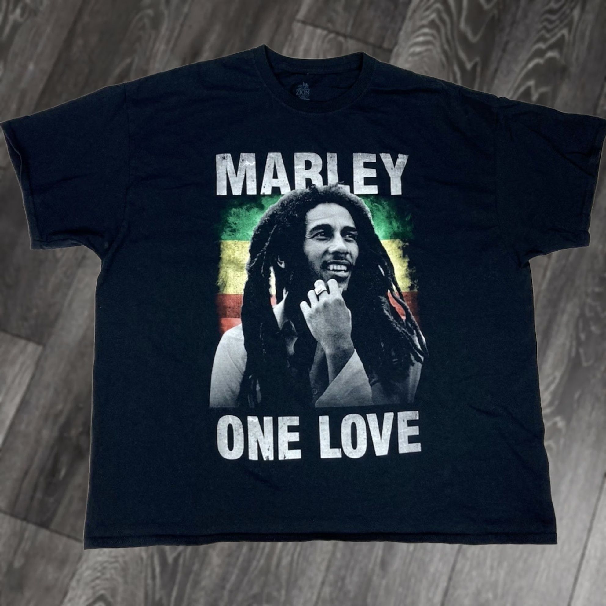 Vintage VINTAGE Bob Marley One Love Graphic T-shirt Men XXL Black Short Sleeve Music Size US XXL / EU 58 / 5 - 1 Thumbnail