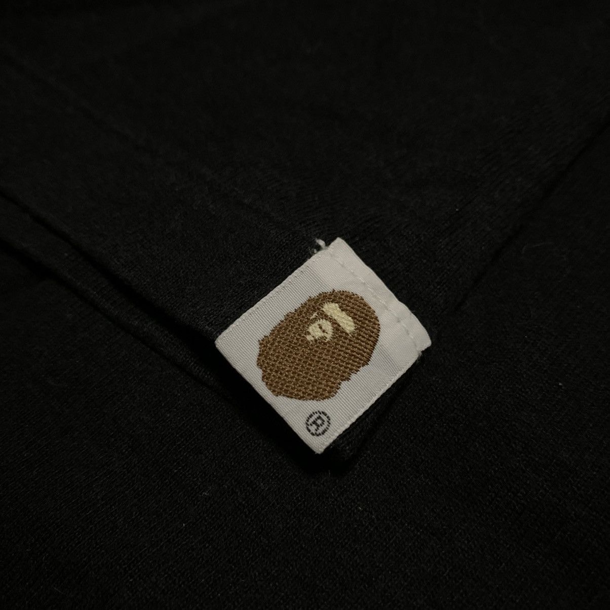 Bape Bape Large England By Bathing Ape Black Tee Vintage OG 90s Size US L / EU 52-54 / 3 - 7 Thumbnail