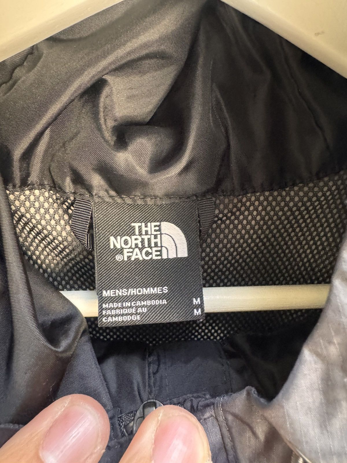 The North Face The North Face DryVent Hooded Rain Jacket Black Men’s Size M Size US M / EU 48-50 / 2 - 7 Thumbnail