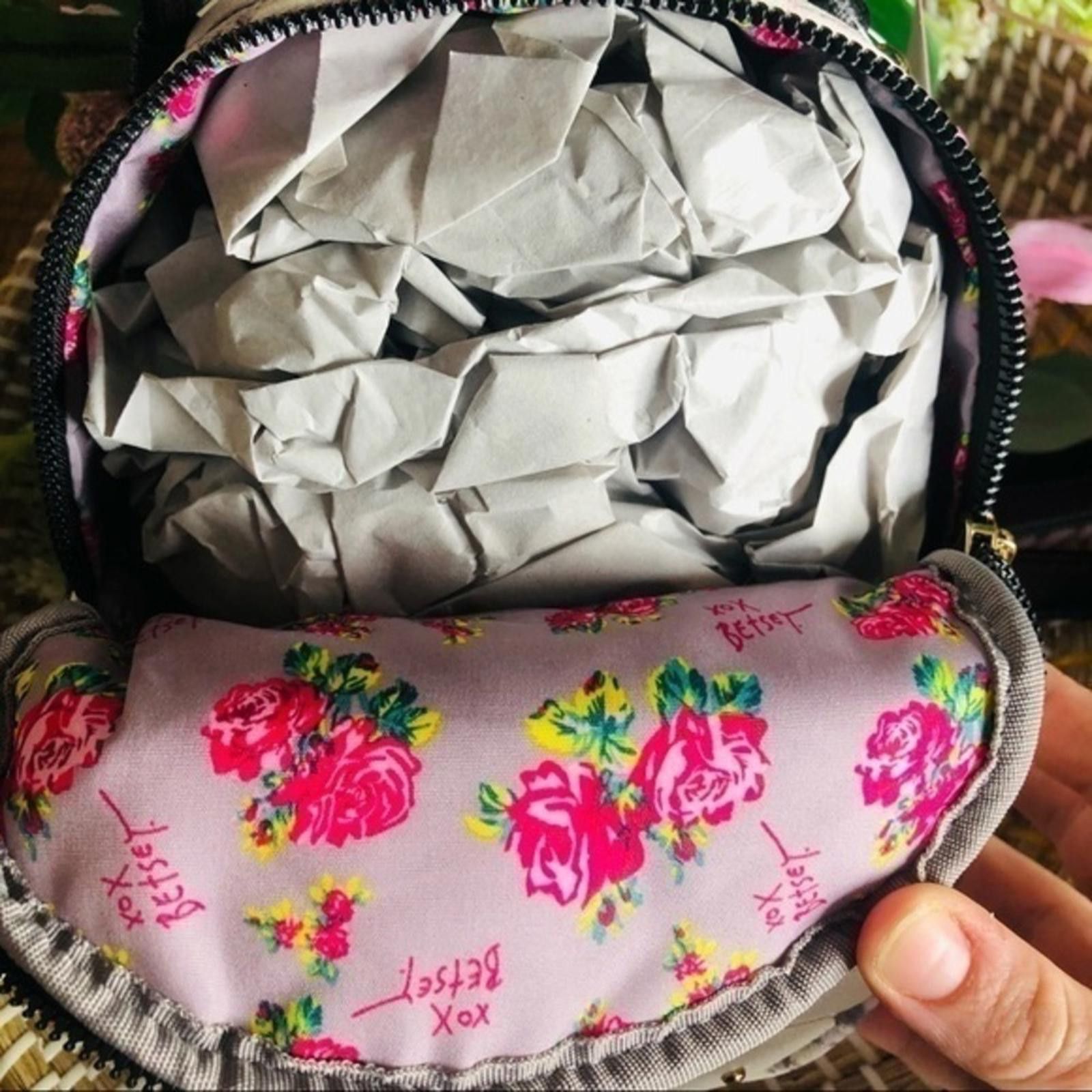 Designer Betsey Johnson Floral Backpack NWT Size ONE SIZE - 6 Thumbnail