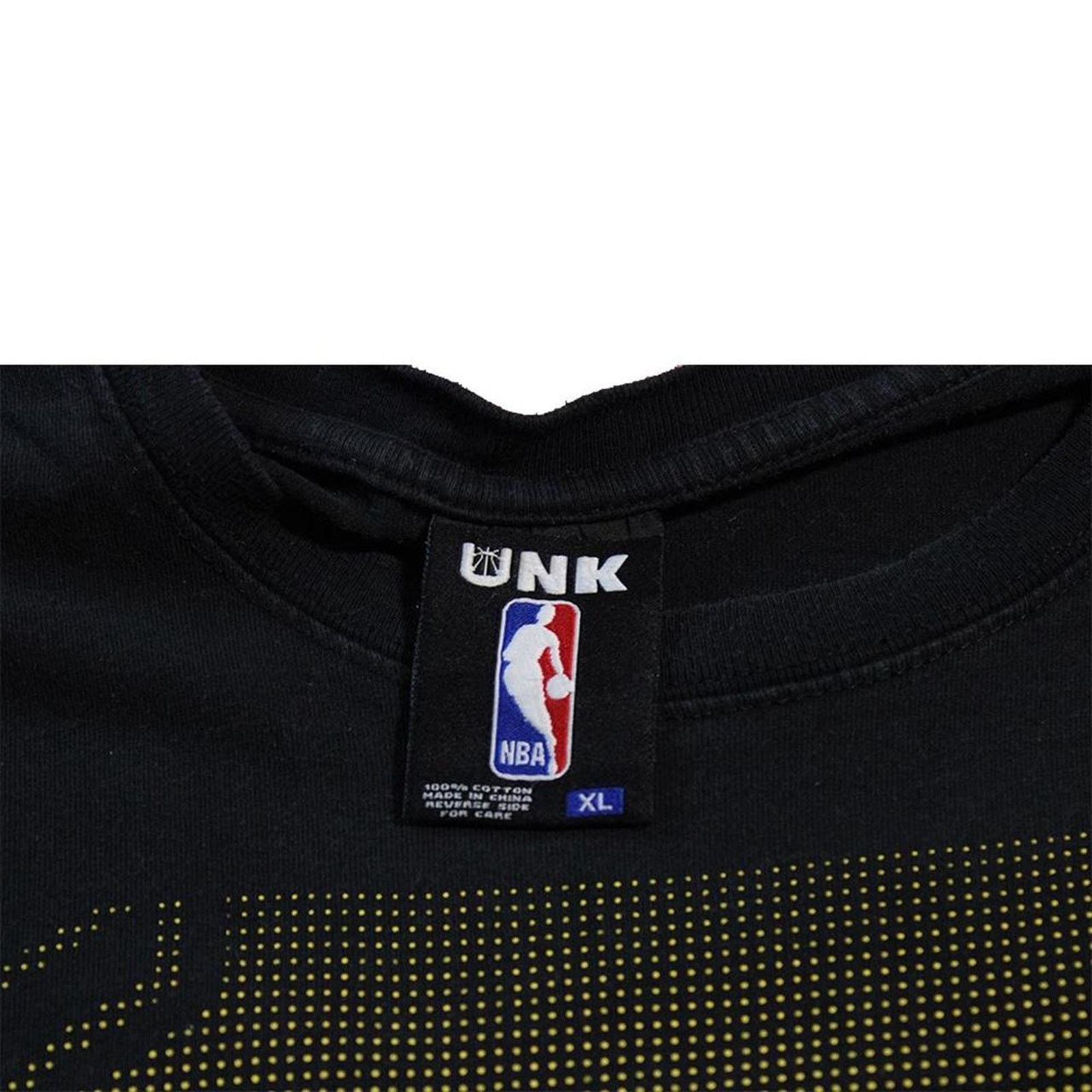 NBA Vintage 90's Black NBA Lakers Graphic Tee Size US XL / EU 56 / 4 - 5 Thumbnail