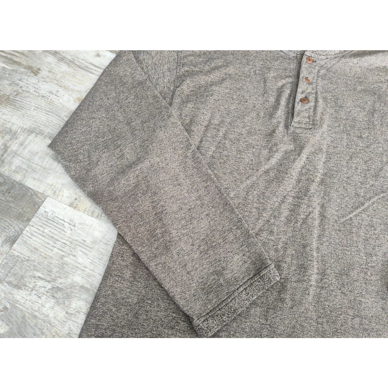 Ralph Lauren VINTAGE Ralph Lauren Men's Shirt XL Long Sleeve Henley Gray T-Shirt 90s Classic Size US XL / EU 56 / 4 - 4 Thumbnail