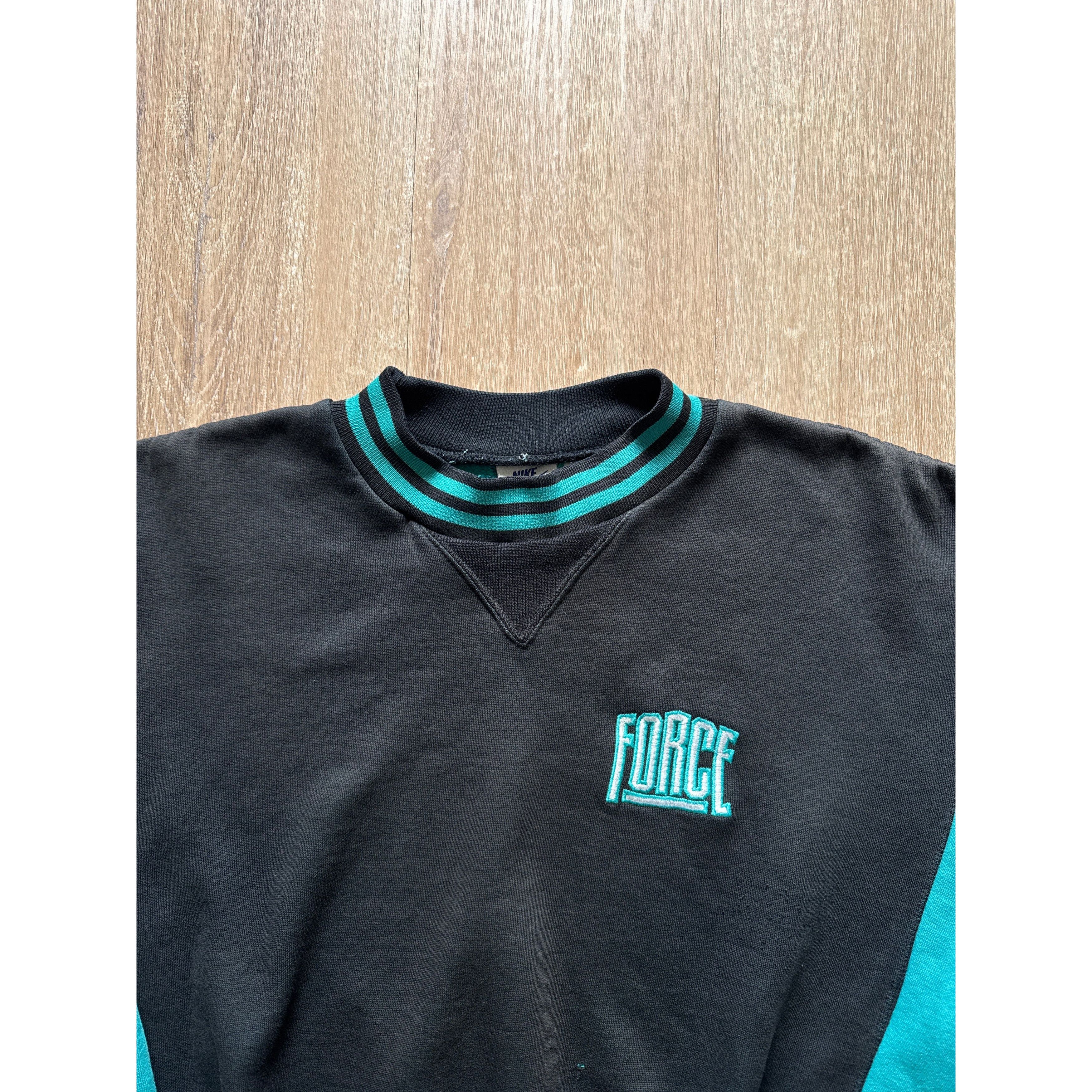 Nike Vintage 80s Nike Air Force Sweatshirt Size US L / EU 52-54 / 3 - 2 Thumbnail
