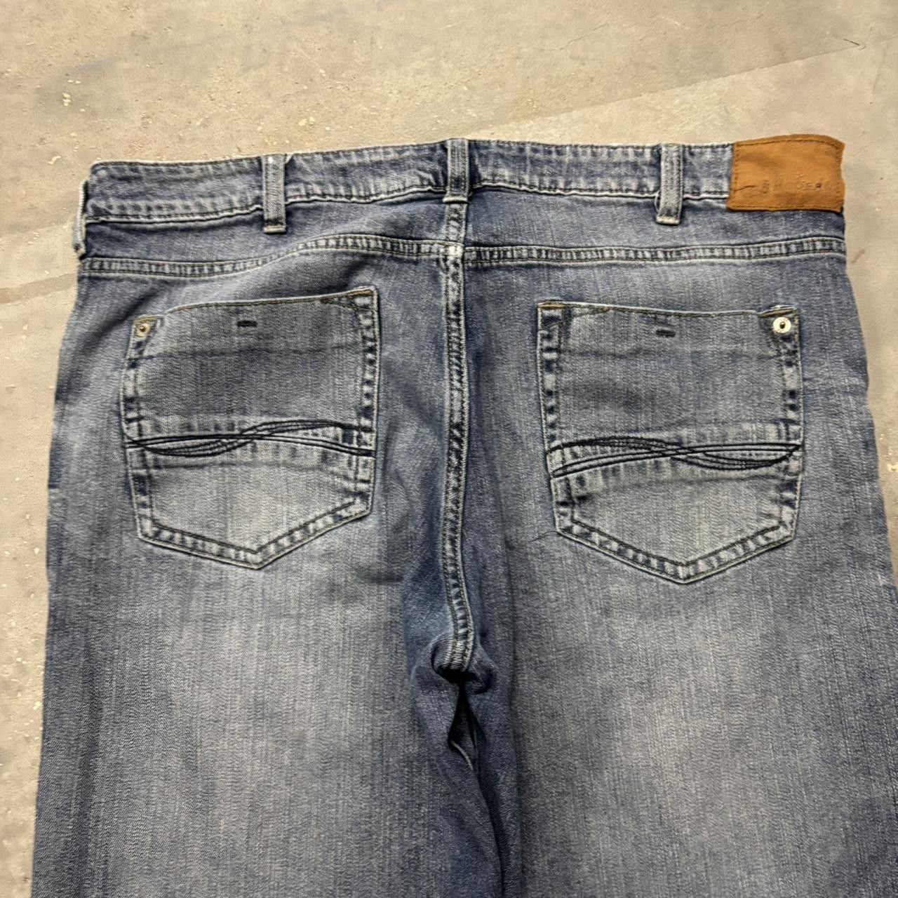 Japanese Brand Crazy Vintage Y2K/2000s Grunge Distressed Denim Jeans Size US 36 / EU 52 - 7 Thumbnail