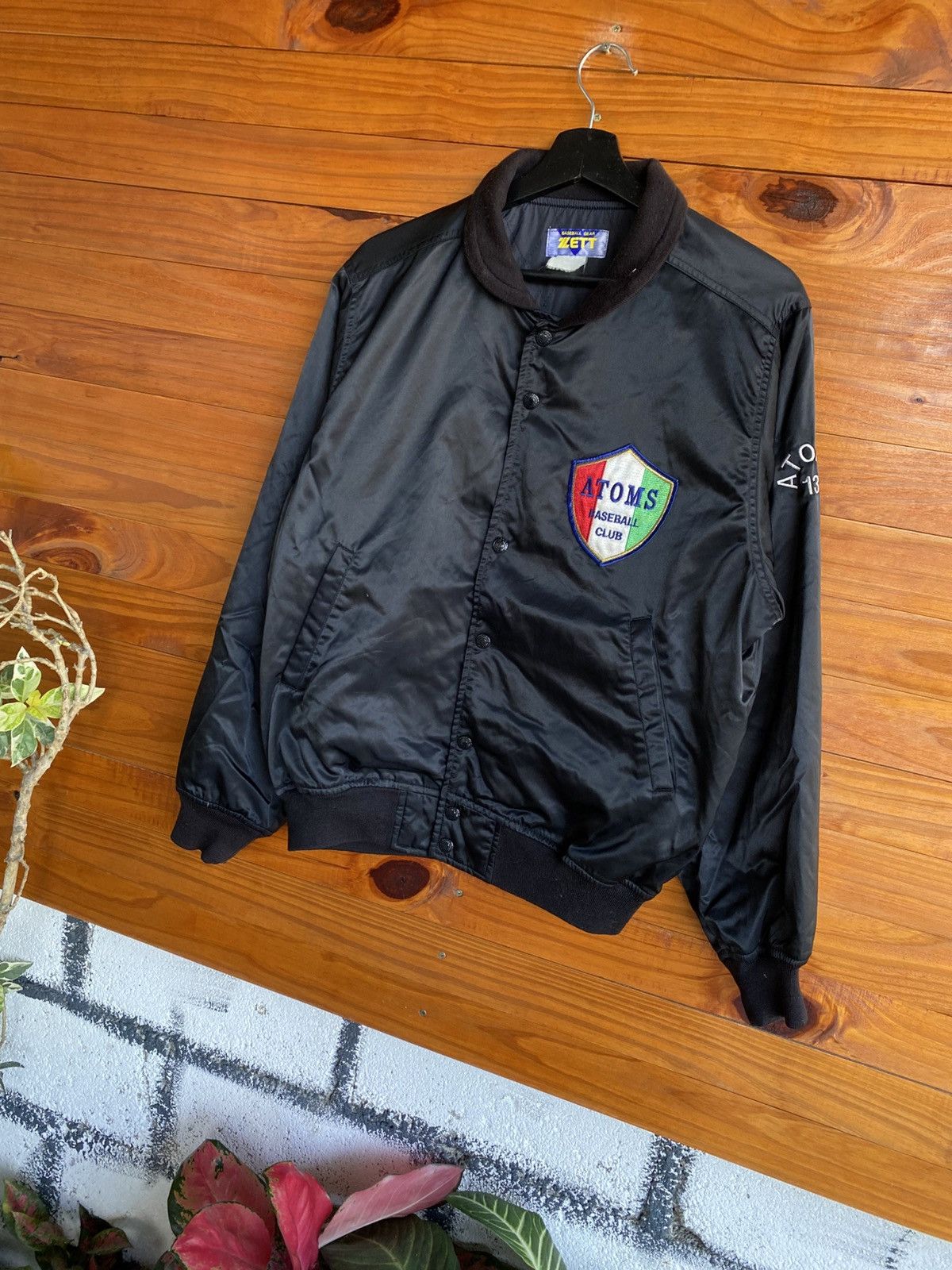 Japanese Brand Vintage ZETT ATOMS Baseball Club Satin Jacket – Japanese Size US M / EU 48-50 / 2 - 4 Thumbnail