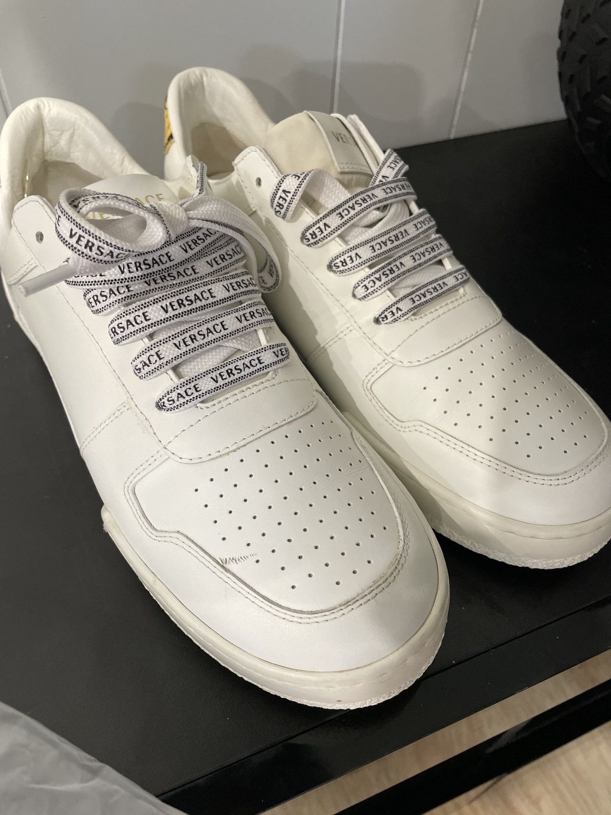 Versace Versace low-top sneakers Size US 9.5 / IT 39.5 - 5 Thumbnail