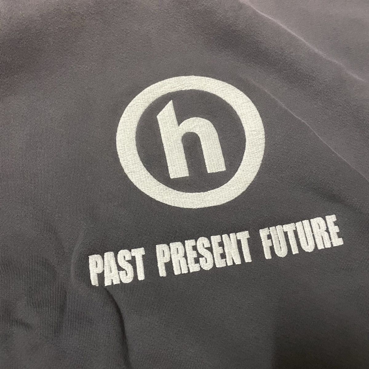 HIDDEN Embroidered Logo Hoodie Size US L / EU 52-54 / 3 - 1 Thumbnail
