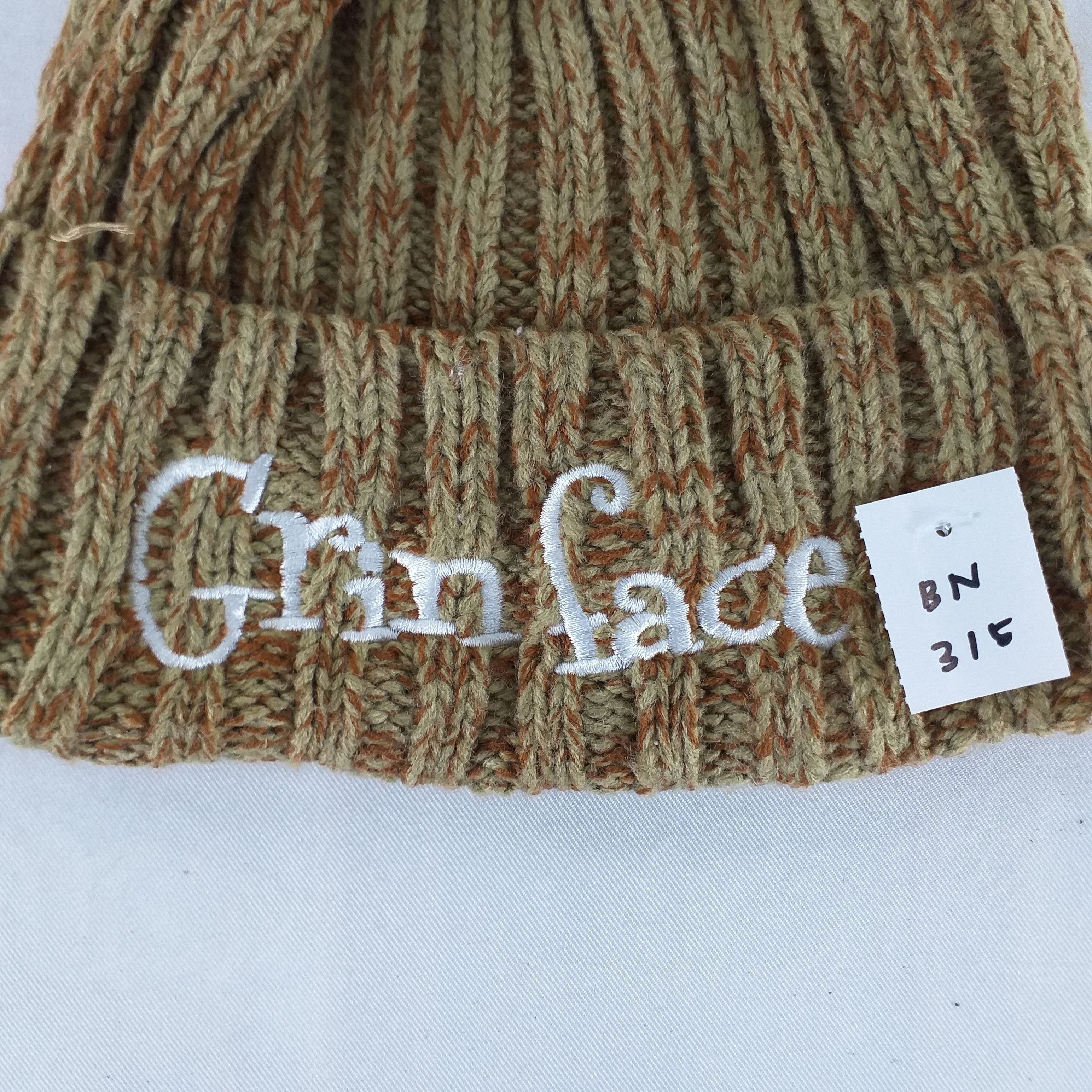 Japanese Brand Grin Face Embroidery Snow Cap Beanie Hat -BN315 Size ONE SIZE - 6 Thumbnail