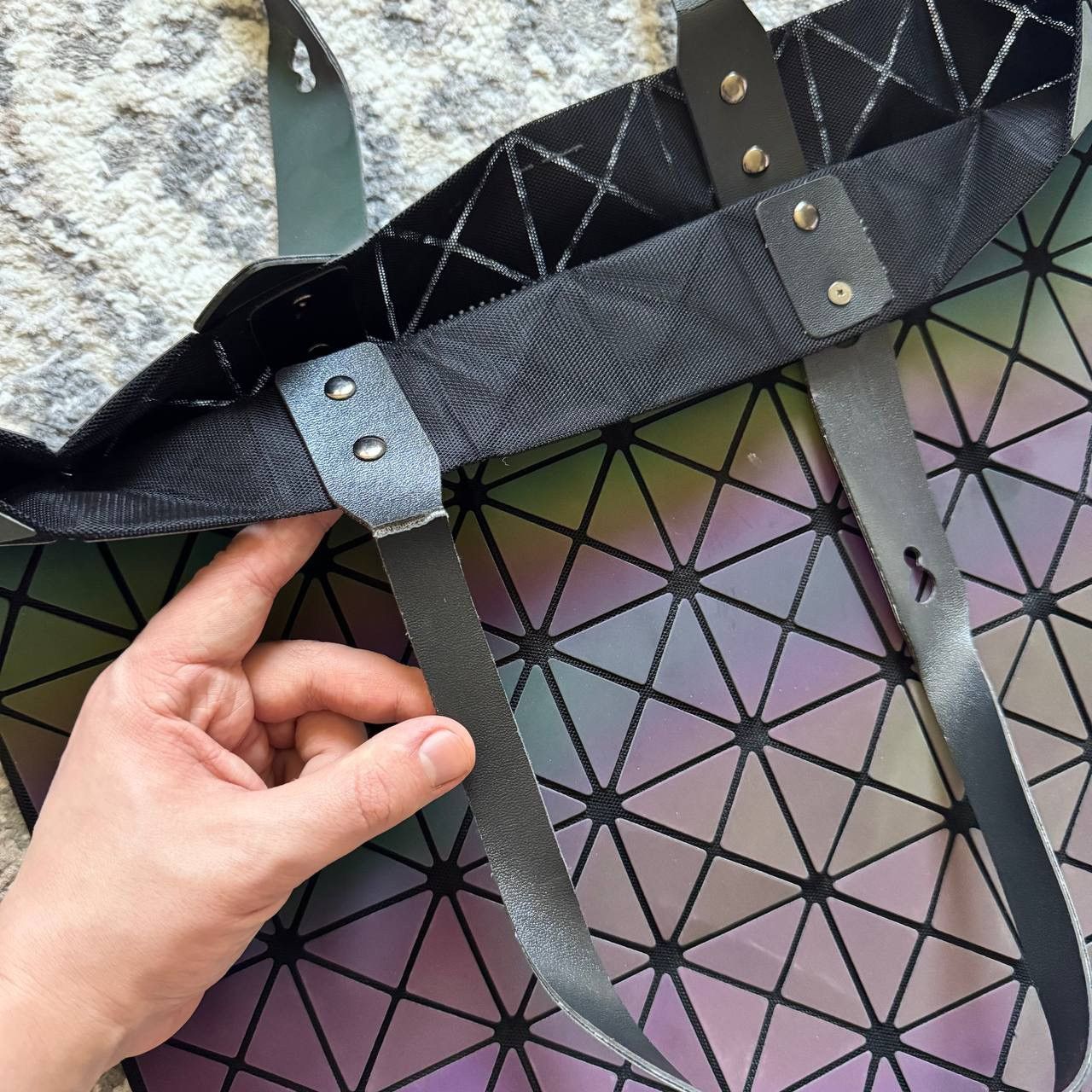 Issey Miyake Bao Bao Issey Miyake ‘Prism” Holographic Big Tote Bag Size ONE SIZE - 11 Thumbnail