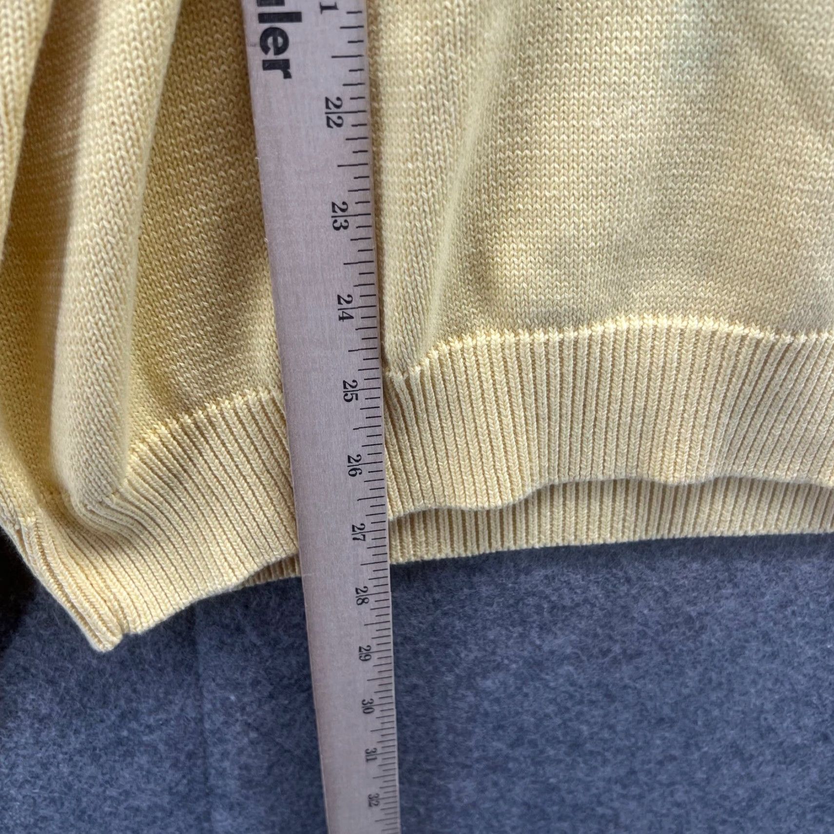 Brooks Brothers VINTAGE Brooks Brothers Sweater Mens M Yellow V-Neck Pima Cotton Fleece Cable-Knit Logo Pullover All Seasons - Chiefly for Business, Casual, Travel Size US M / EU 48-50 / 2 - 6 Thumbnail