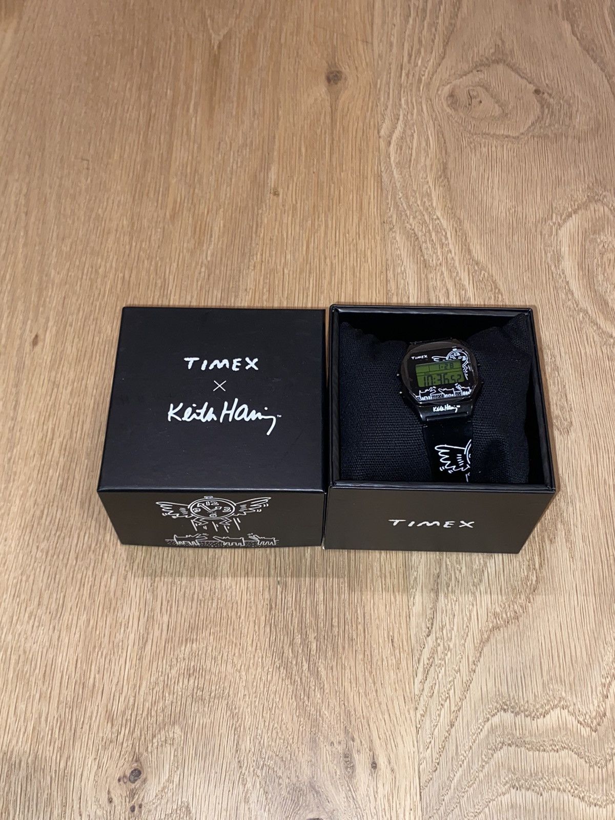 Keith Haring × Timex Timex T80 Keith Haring 34mm Size ONE SIZE - 2 Thumbnail